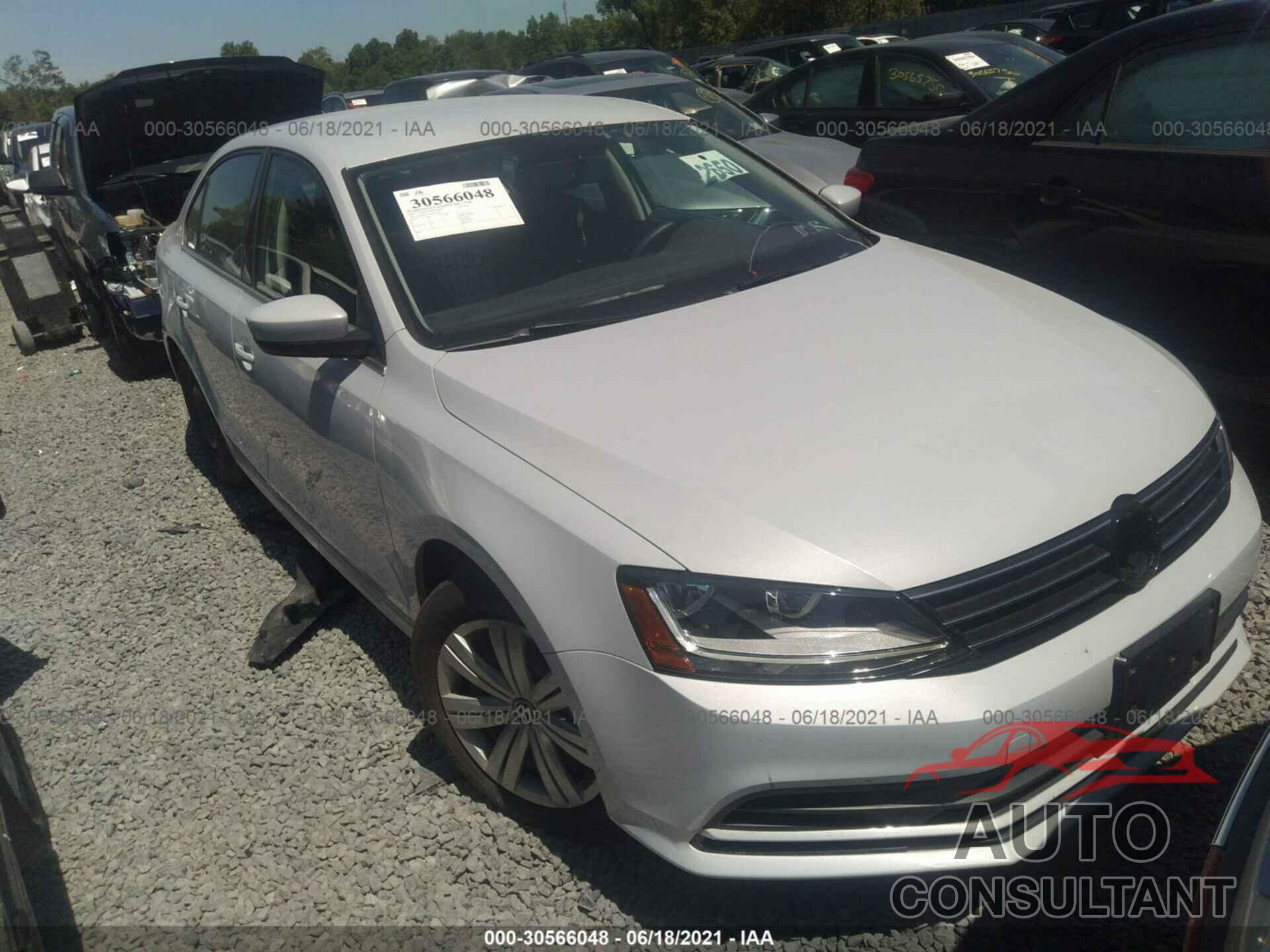 VOLKSWAGEN JETTA 2017 - 3VW2B7AJ1HM352349