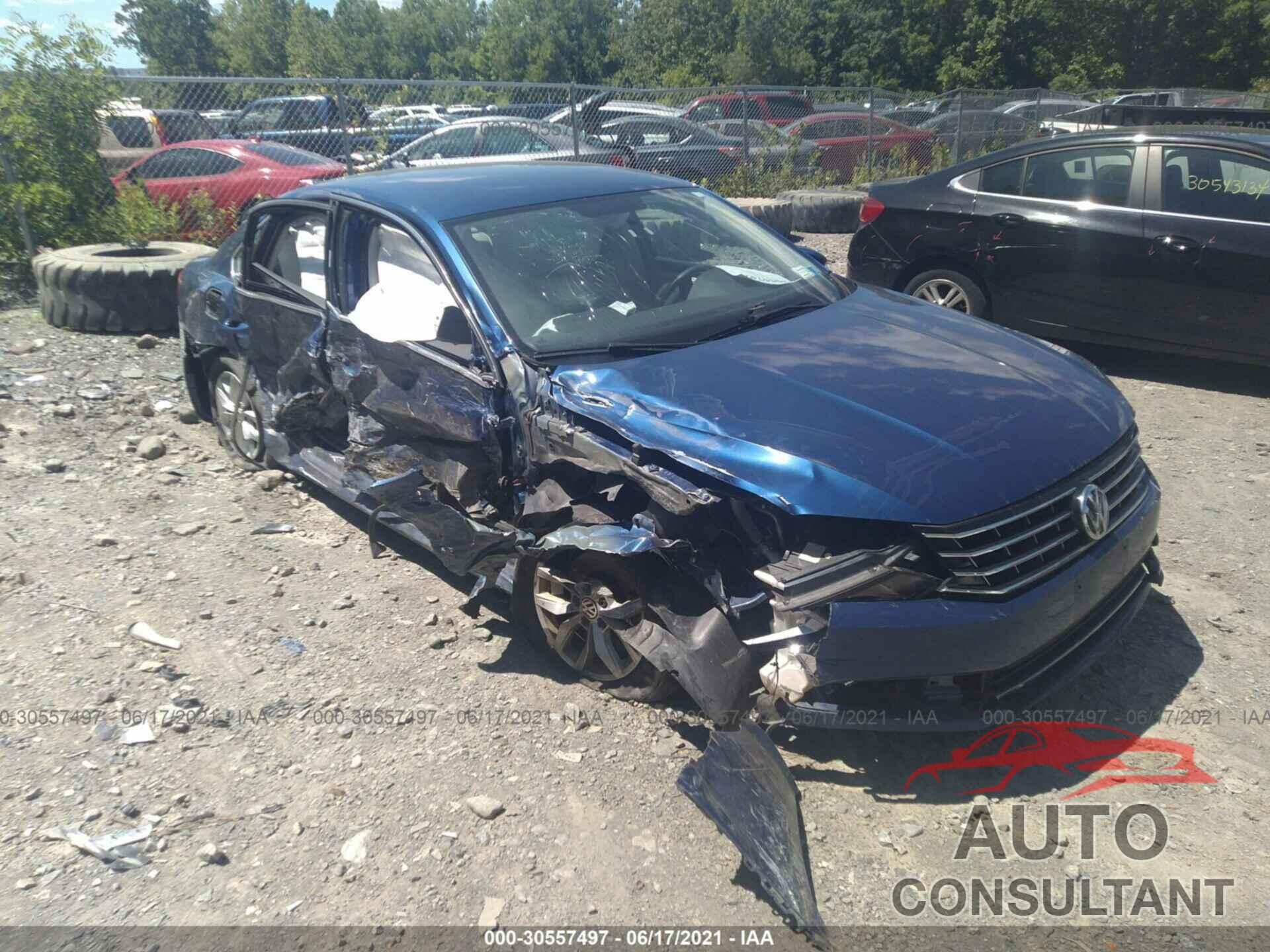 VOLKSWAGEN PASSAT 2016 - 1VWAT7A36GC039288