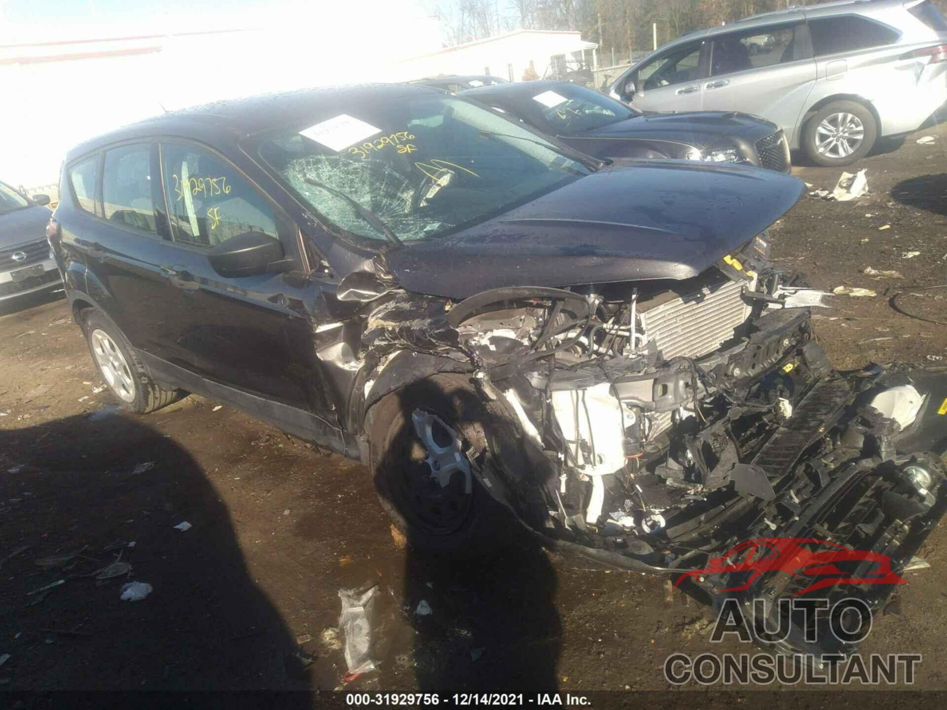 FORD ESCAPE 2017 - 1FMCU0F71HUF03106