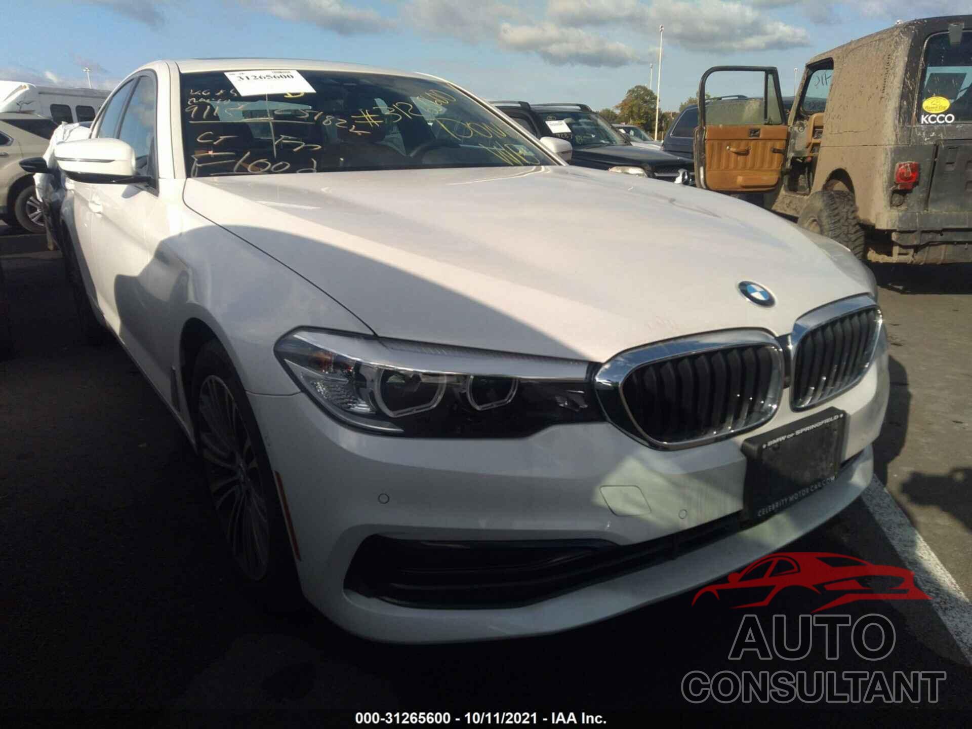 BMW 5 SERIES 2019 - WBAJA7C5XKWC77787