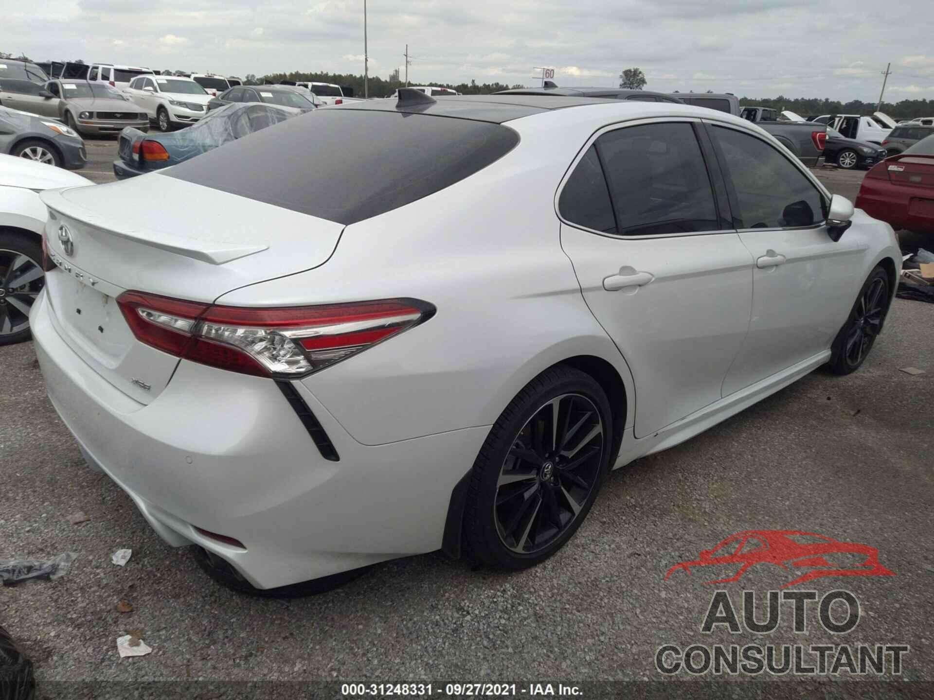 TOYOTA CAMRY 2019 - 4T1B61HK5KU741156