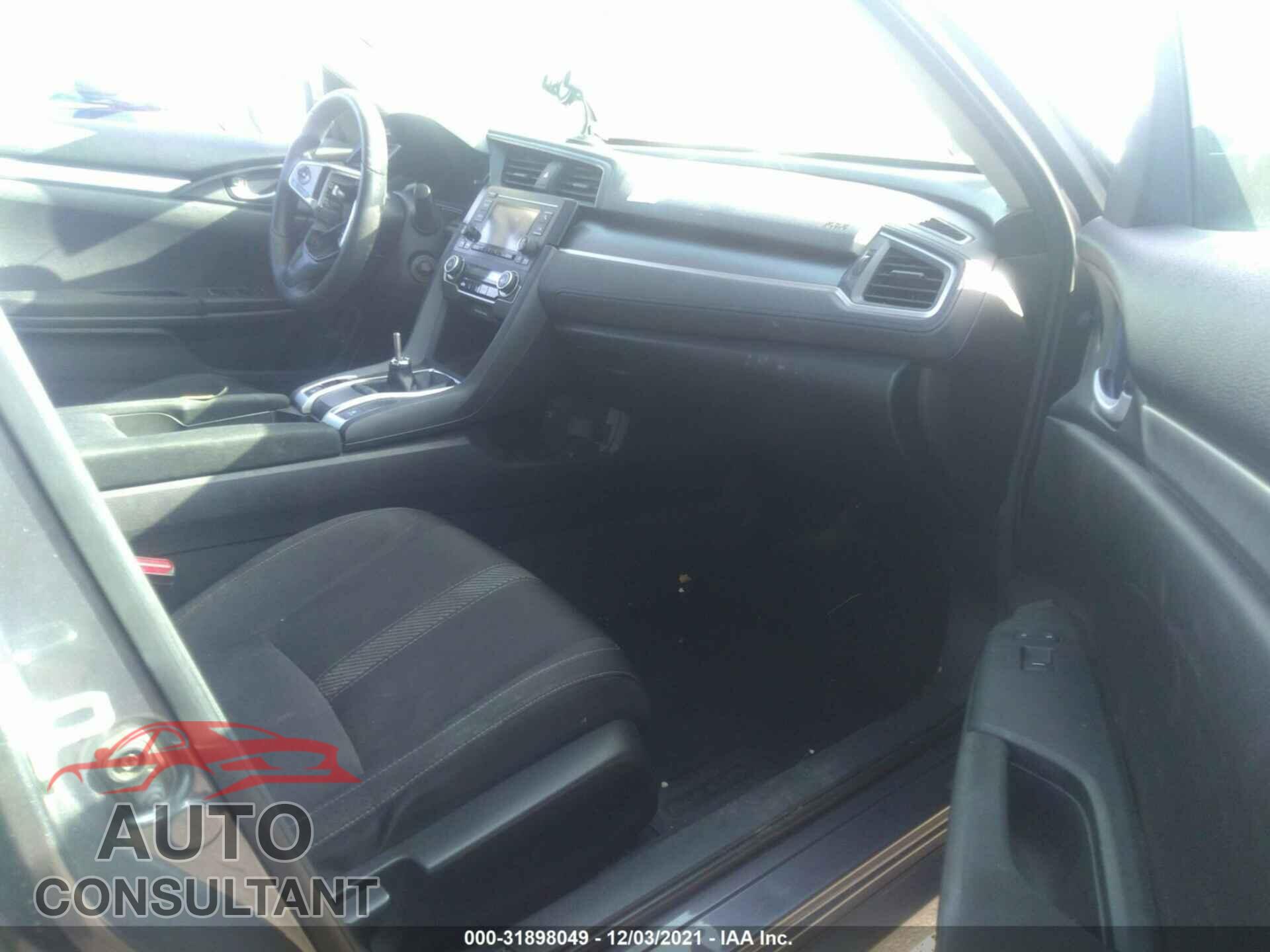 HONDA CIVIC SEDAN 2017 - 19XFC2E58HE077610