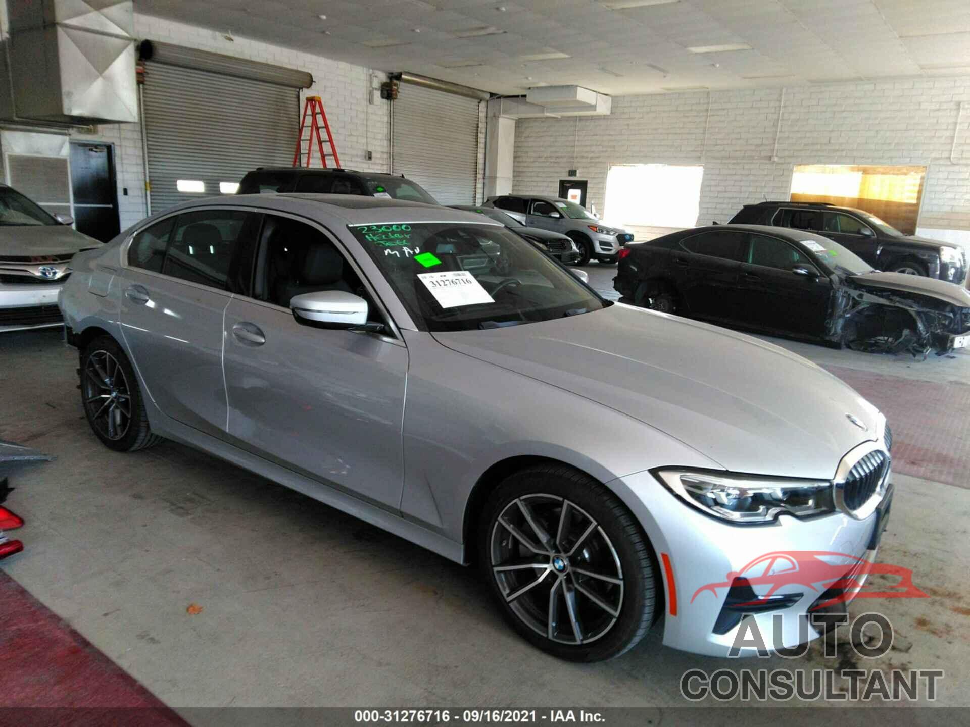 BMW 3 SERIES 2019 - WBA5R1C50KAK11444