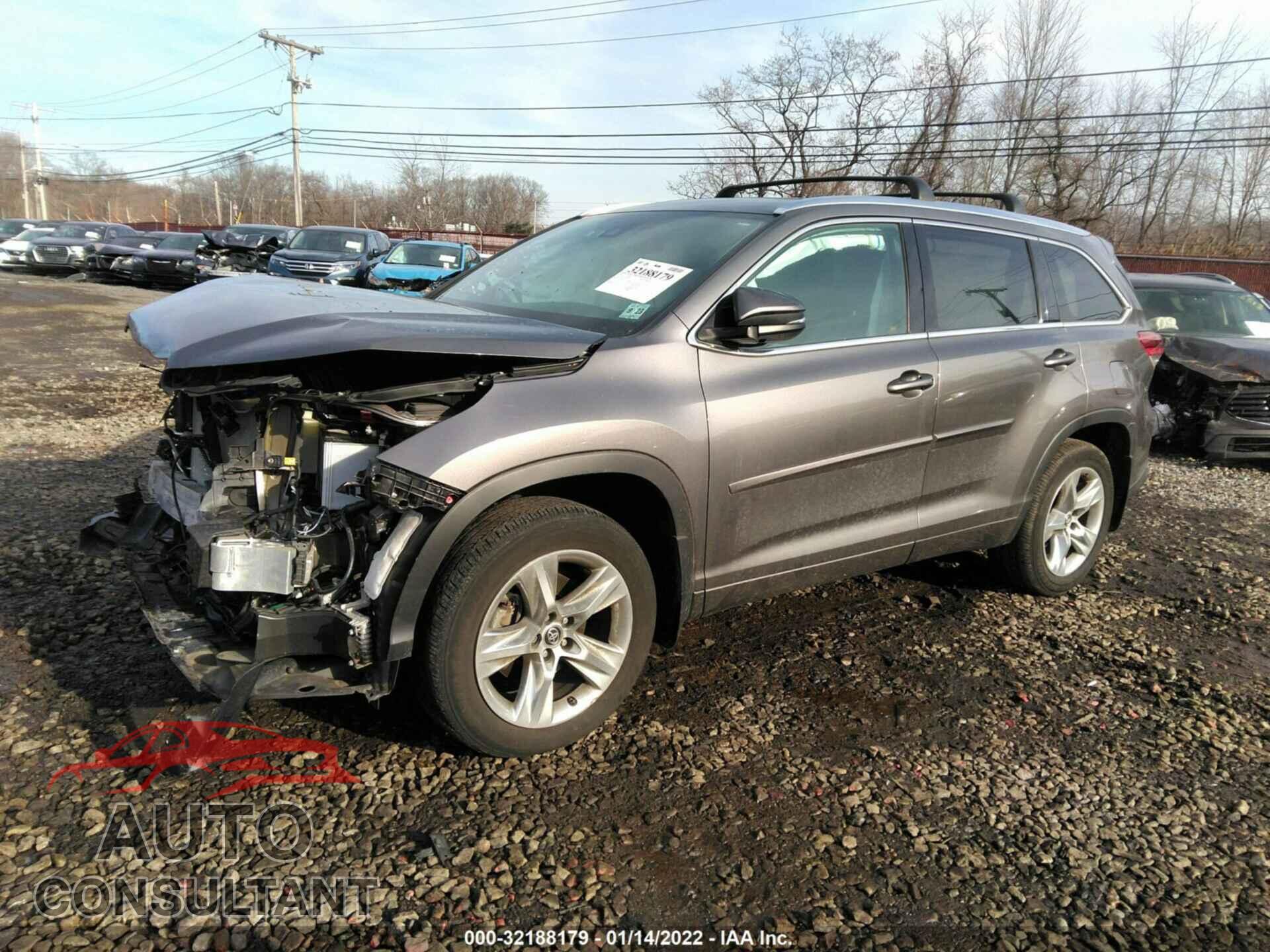 TOYOTA HIGHLANDER 2018 - 5TDDZRFH5JS897159