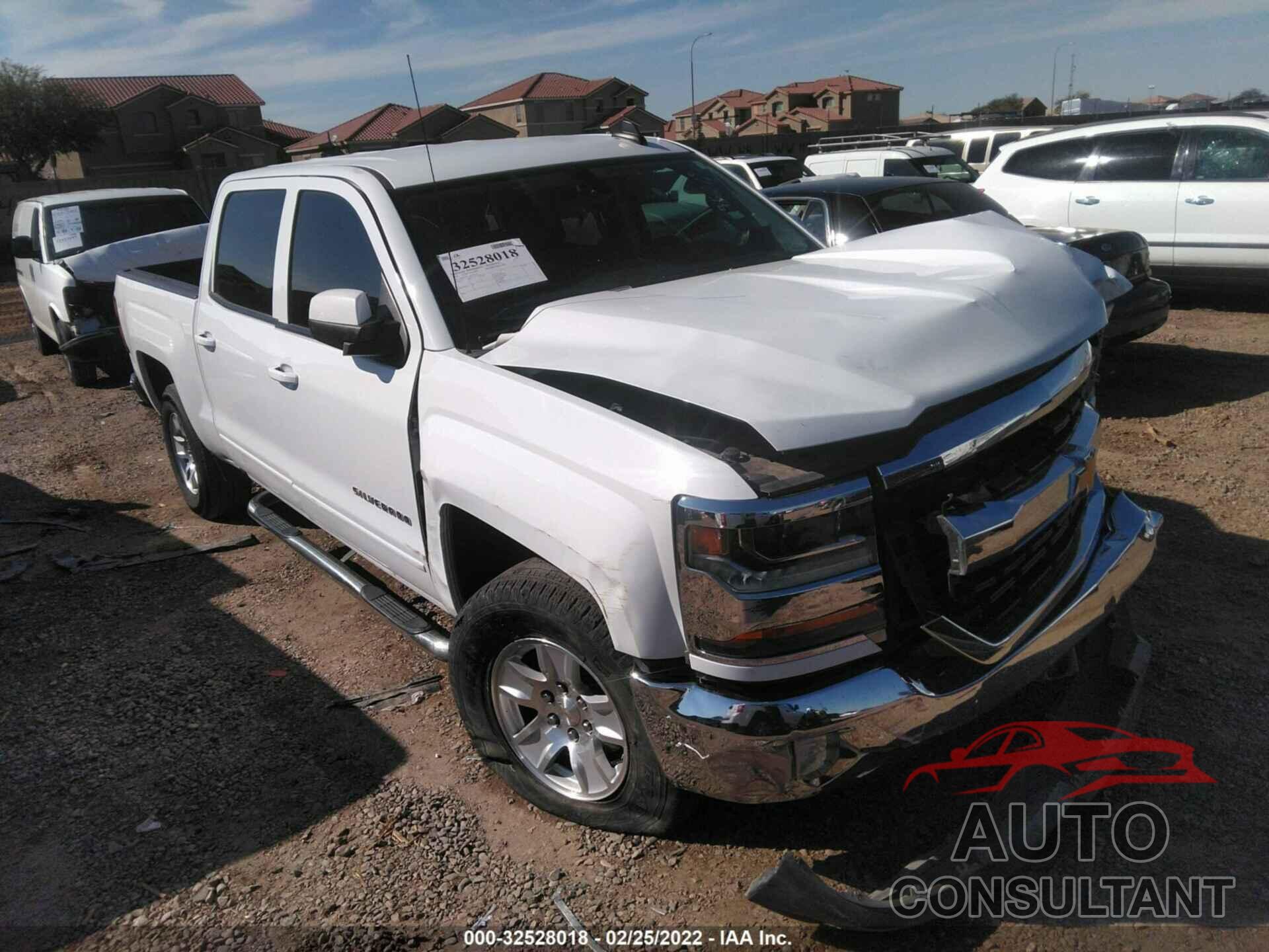 CHEVROLET SILVERADO 1500 2018 - 3GCPCREC3JG556619