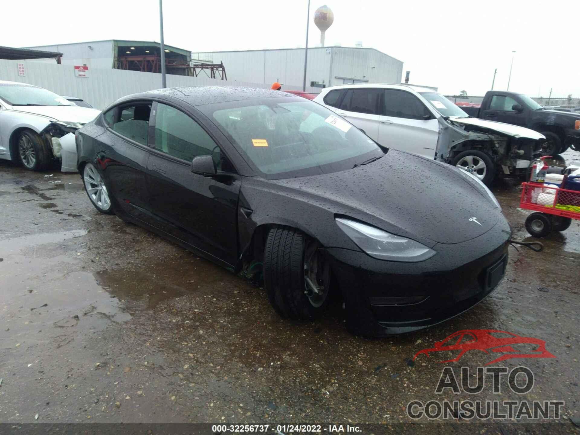 TESLA MODEL 3 2021 - 5YJ3E1EA4MF977641