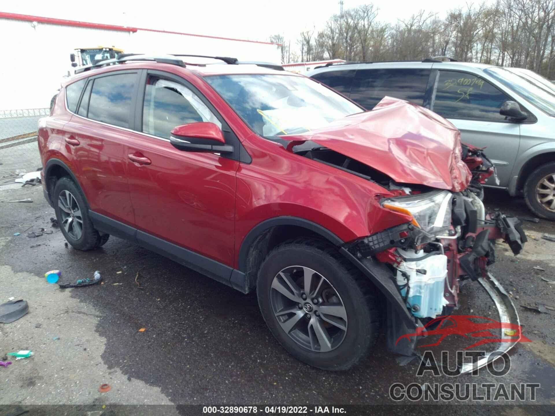 TOYOTA RAV4 2017 - JTMRFREV3HJ124350