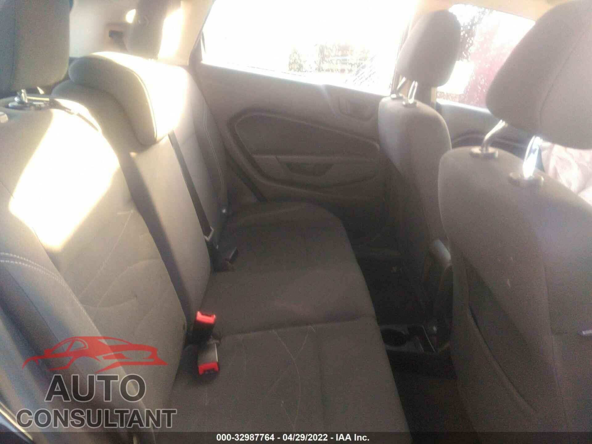 FORD FIESTA 2018 - 3FADP4EJ2JM104869