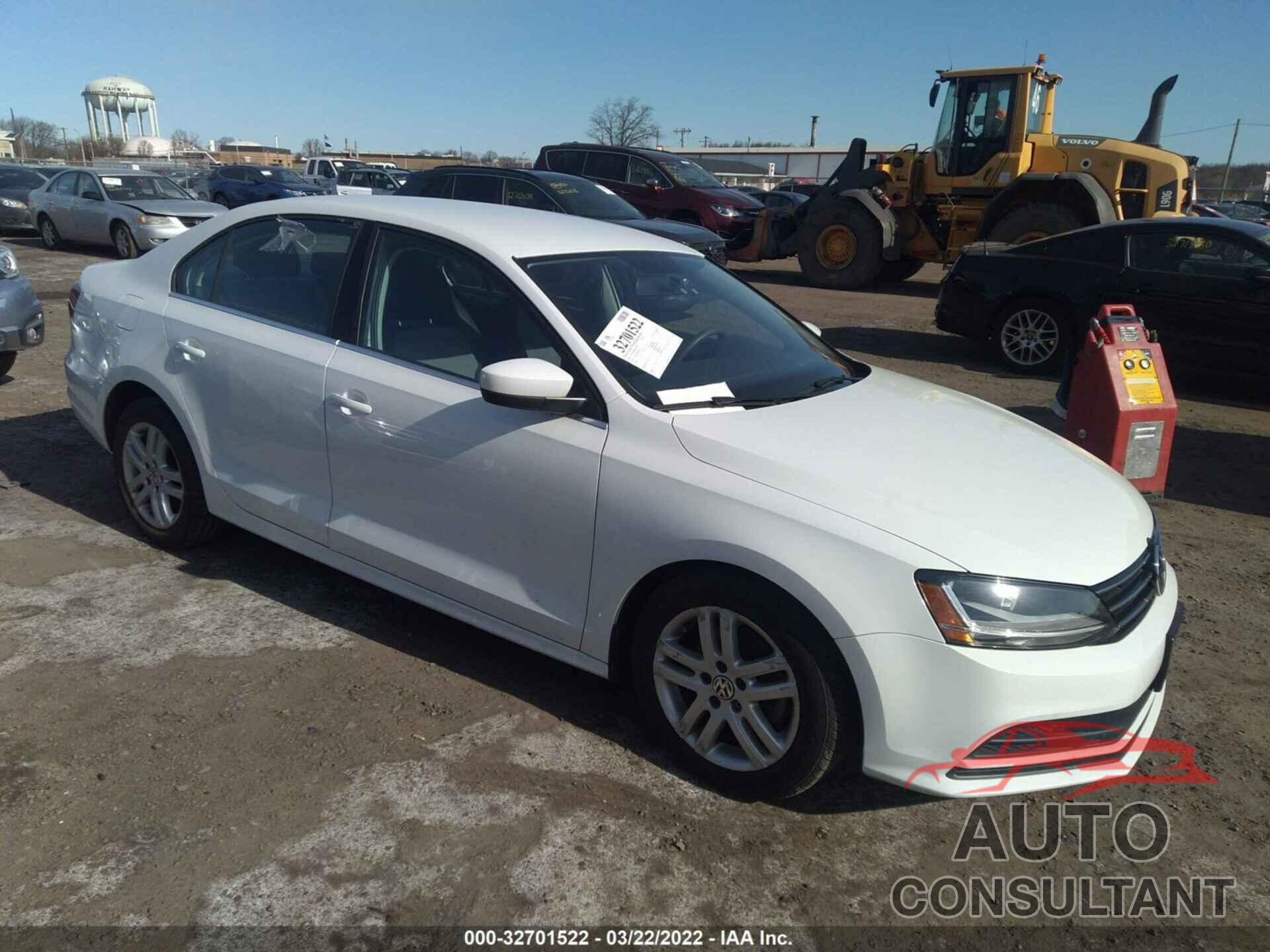 VOLKSWAGEN JETTA 2017 - 3VW2B7AJ6HM209350