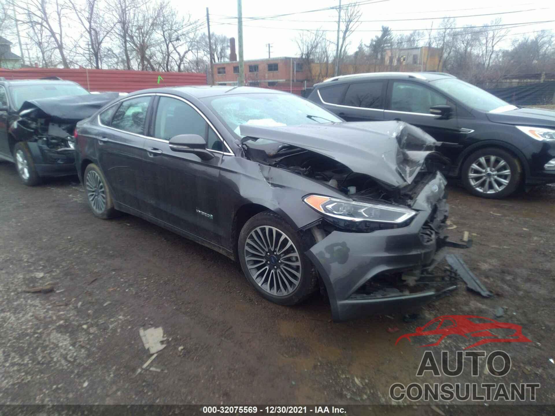 FORD FUSION HYBRID 2018 - 3FA6P0RU5JR101554