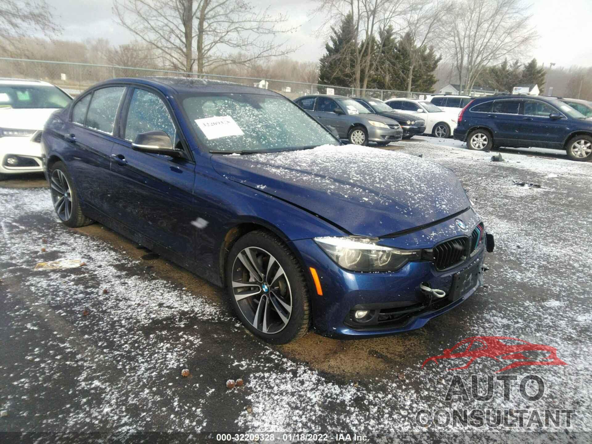 BMW 3 SERIES 2018 - WBA8B7G53JNU95626