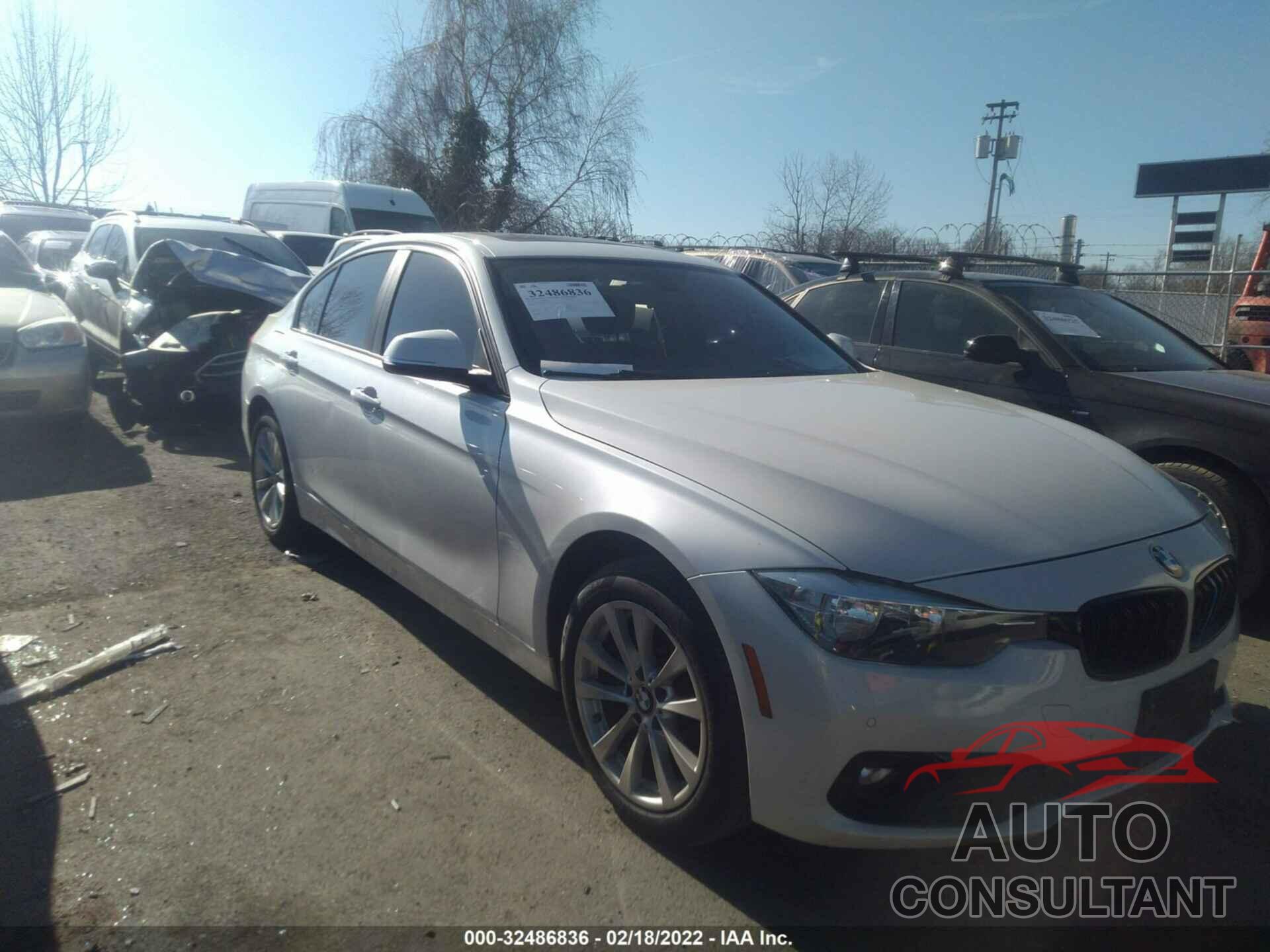 BMW 3 SERIES 2016 - WBA8E1G55GNU11352