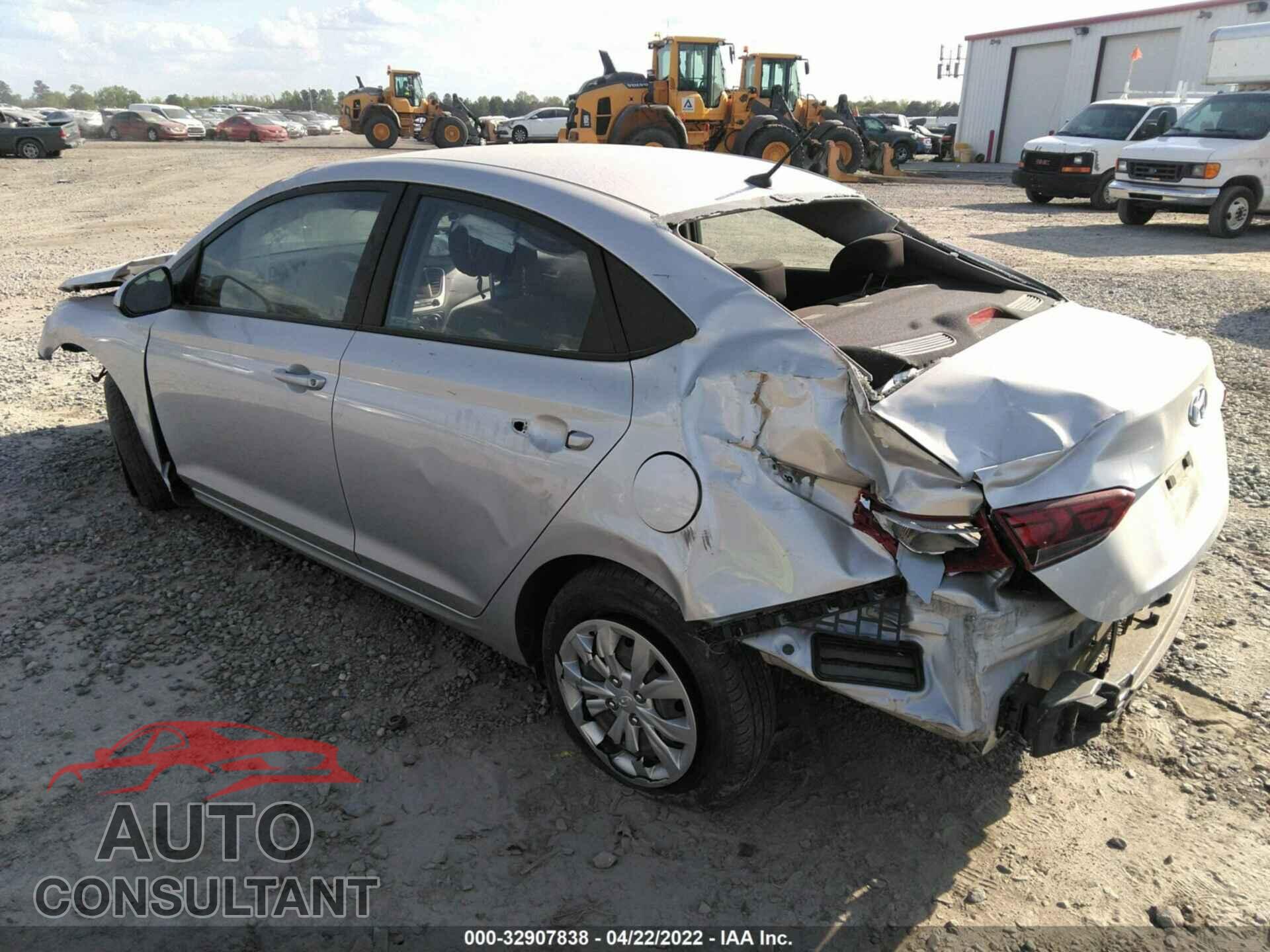 HYUNDAI ACCENT 2018 - 3KPC24A39JE010669