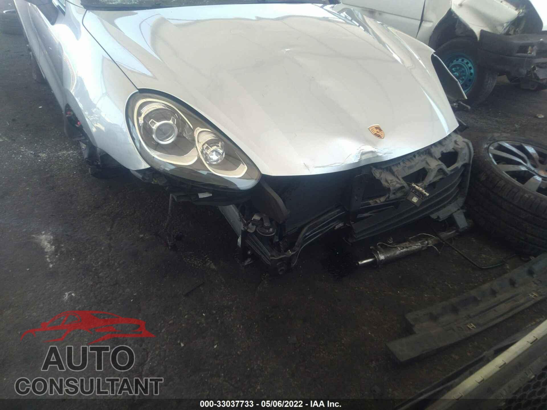 PORSCHE CAYENNE 2017 - WP1AA2A28HKA80384