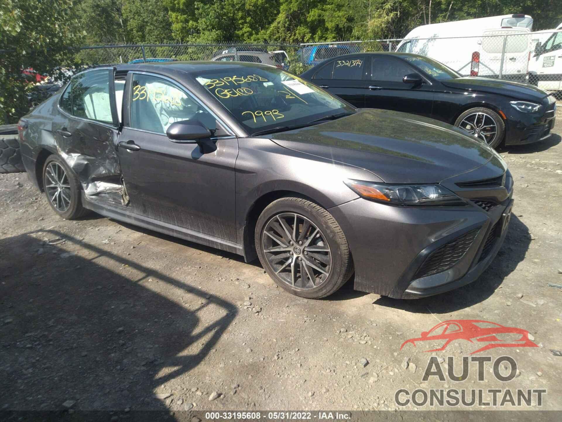 TOYOTA CAMRY 2021 - 4T1T11AK9MU576325