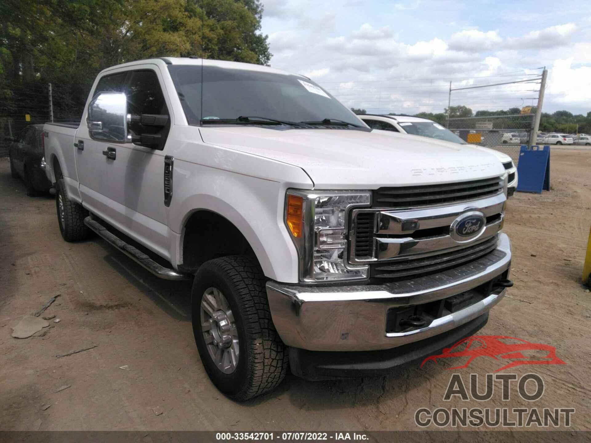 FORD SUPER DUTY F-250 SRW 2017 - 1FT7W2B61HEC64868