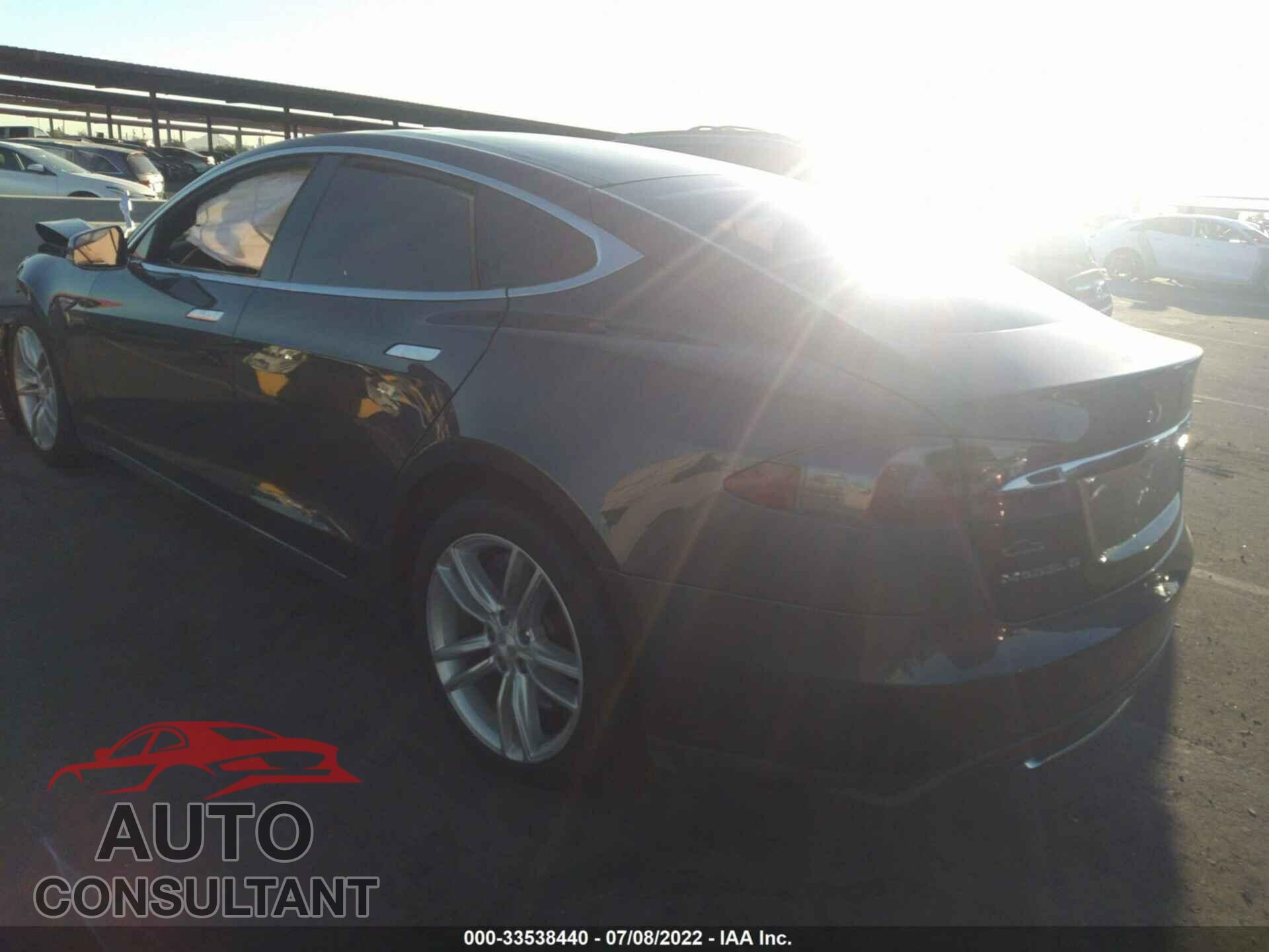 TESLA MODEL S 2016 - 5YJSA1E21GF132587