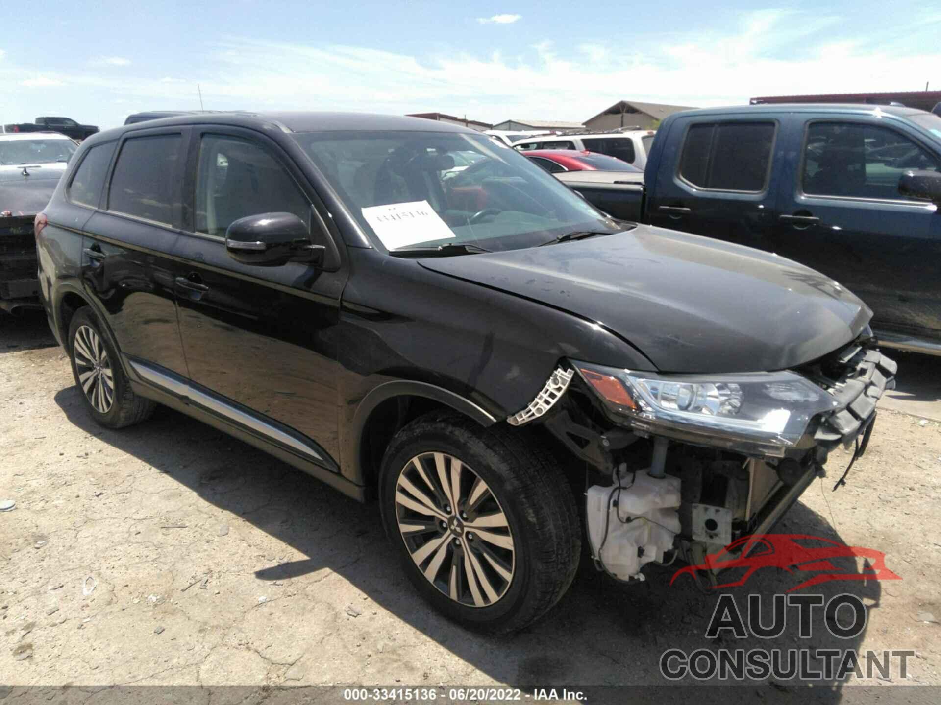MITSUBISHI OUTLANDER 2019 - JA4AD3A31KZ048179