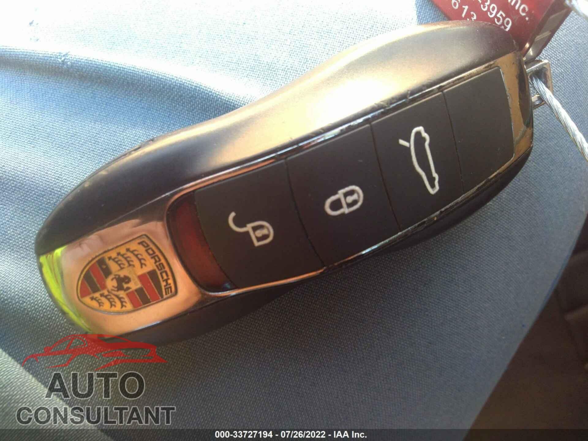 PORSCHE PANAMERA 2016 - WP0AA2A74GL007826