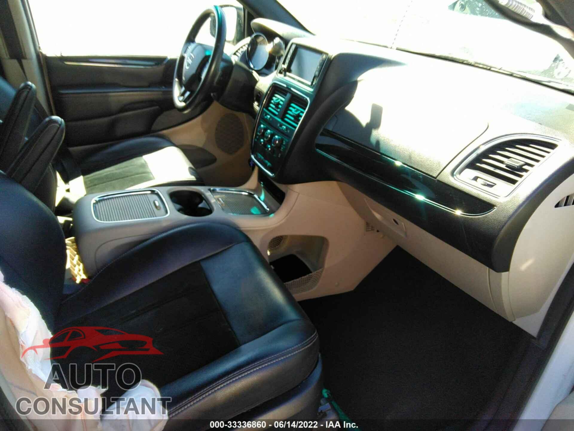 DODGE GRAND CARAVAN 2017 - 2C4RDGCG9HR737101