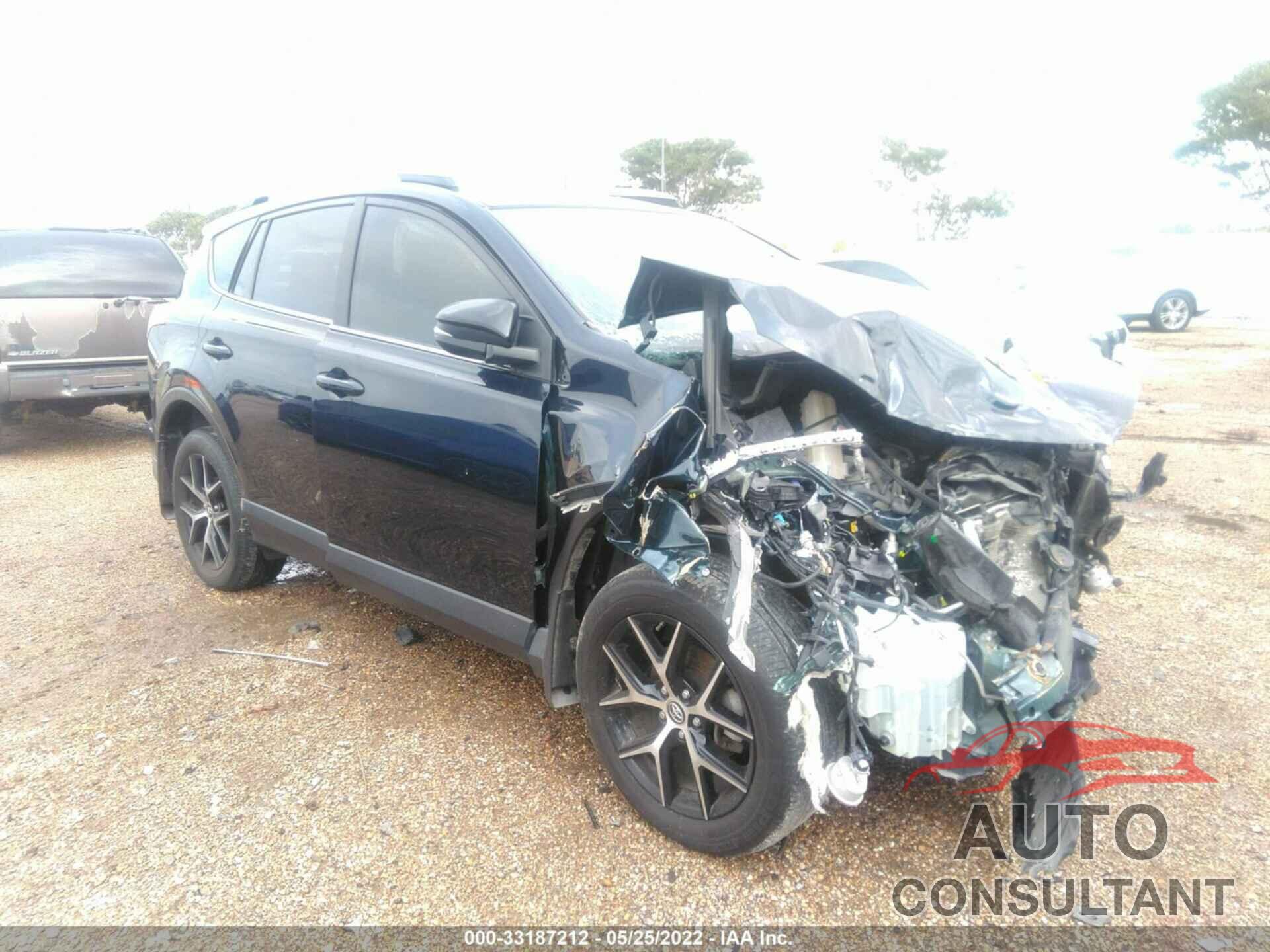 TOYOTA RAV4 2018 - JTMNFREV4JJ170435
