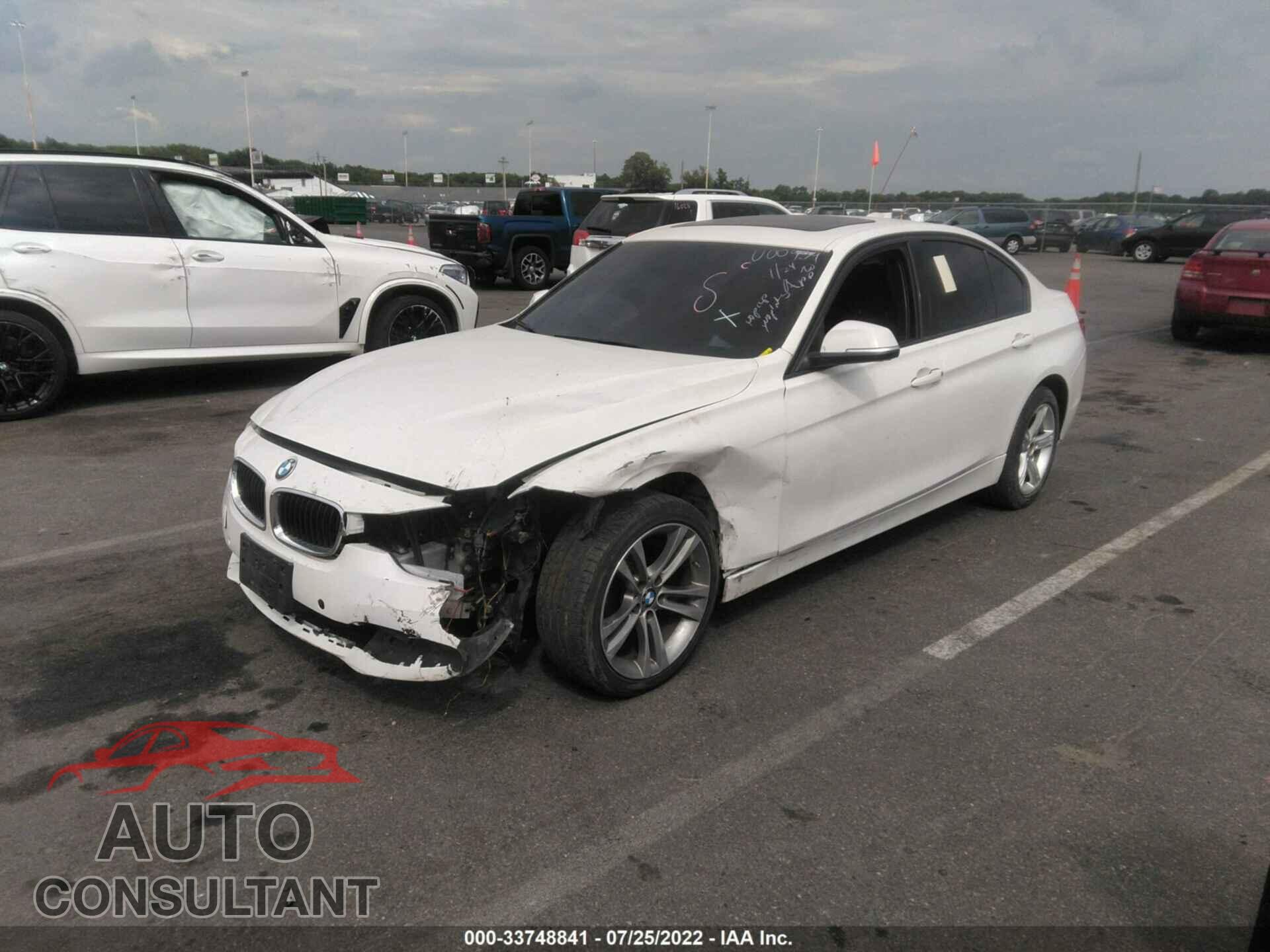BMW 3 SERIES 2016 - WBA8E3G55GNU00959