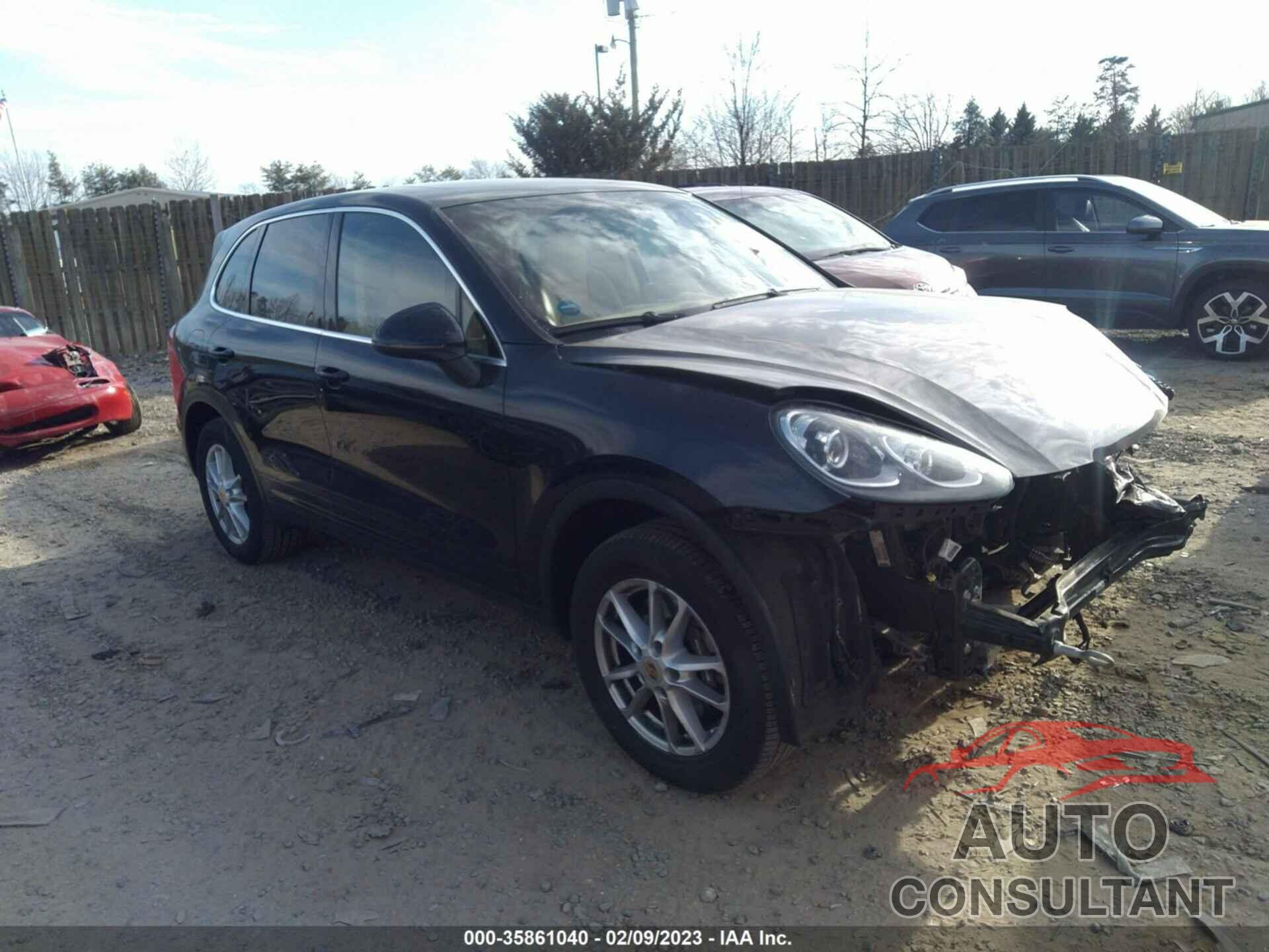 PORSCHE CAYENNE 2016 - WP1AA2A24GKA14610