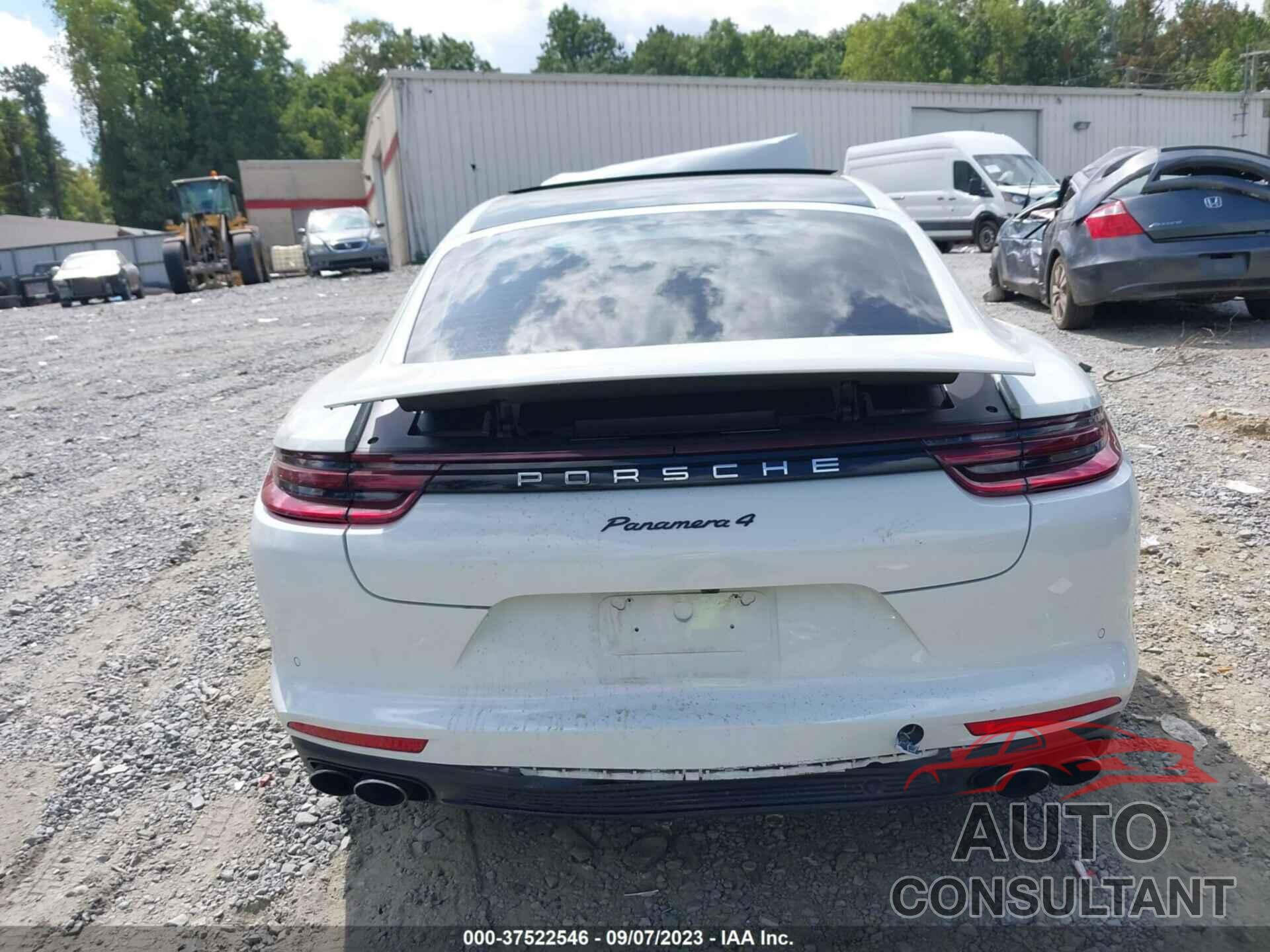 PORSCHE PANAMERA 2018 - WP0AA2A78JL109444