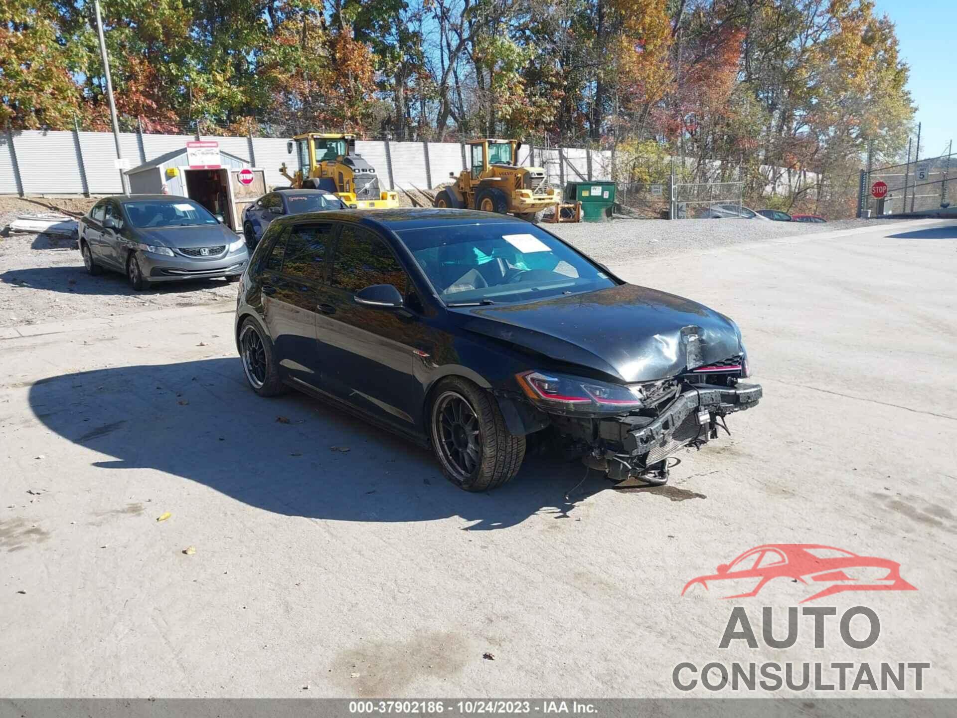 VOLKSWAGEN GOLF GTI 2018 - 3VW547AUXJM281756