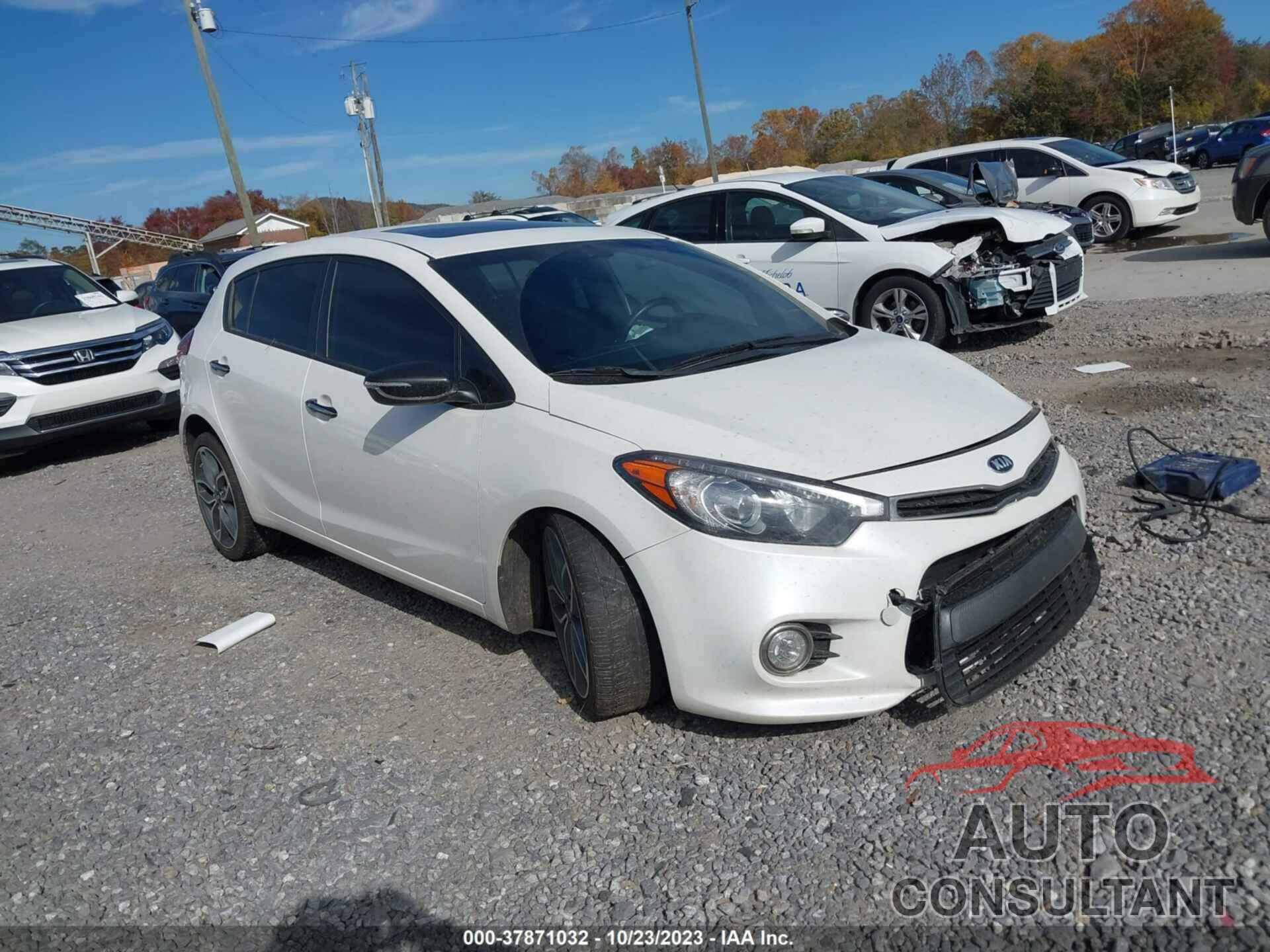 KIA FORTE 2016 - KNAFZ5A32G5588709