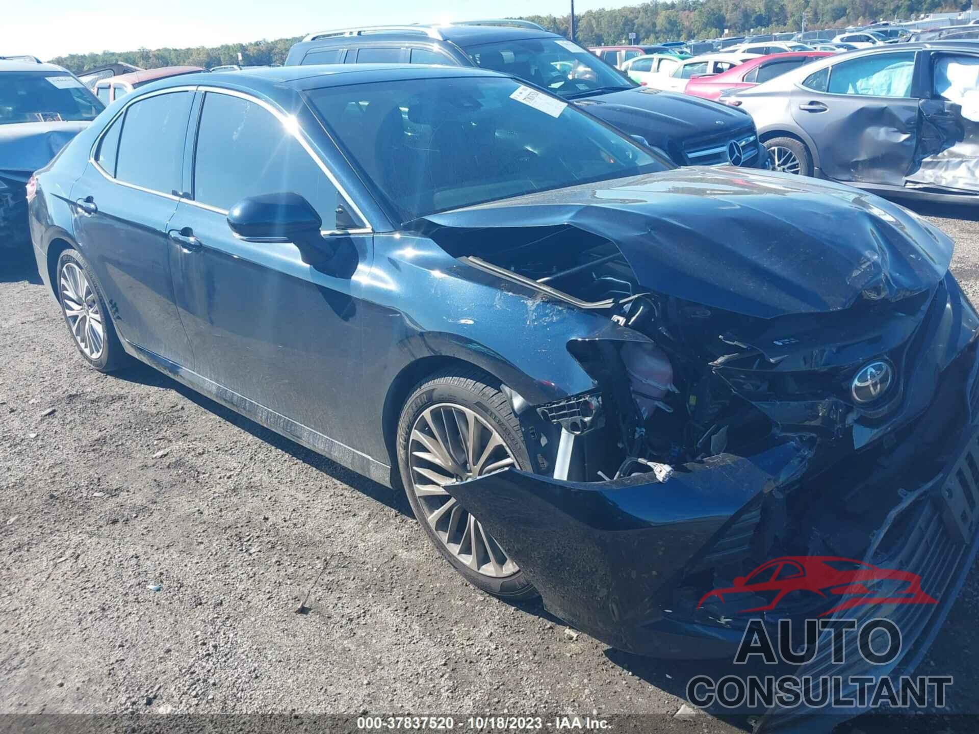 TOYOTA CAMRY 2019 - 4T1B11HK6KU774469