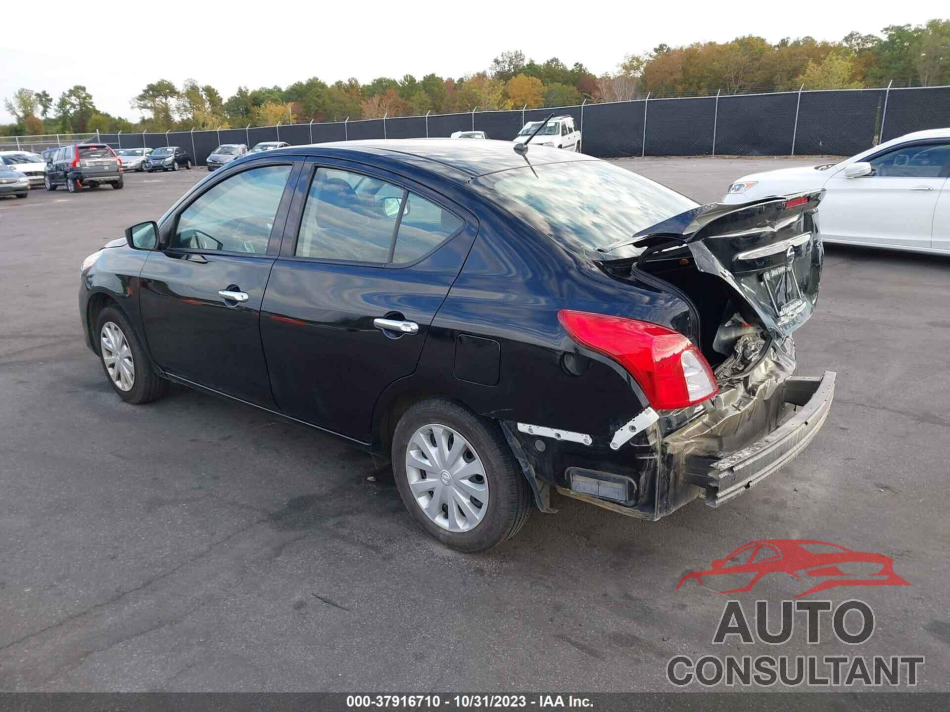 NISSAN VERSA SEDAN 2019 - 3N1CN7AP4KL878767