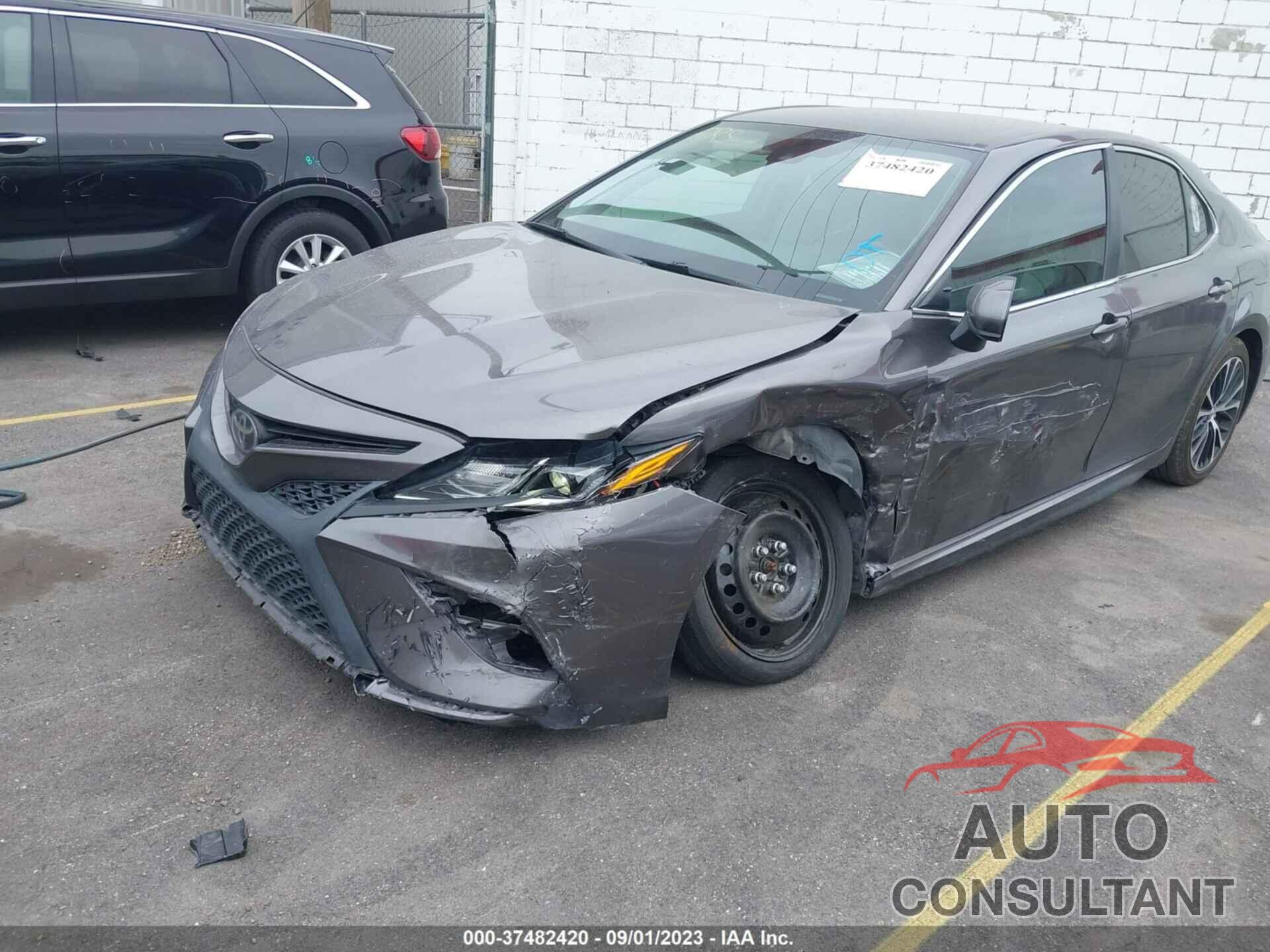 TOYOTA CAMRY 2019 - 4T1B11HK2KU165444