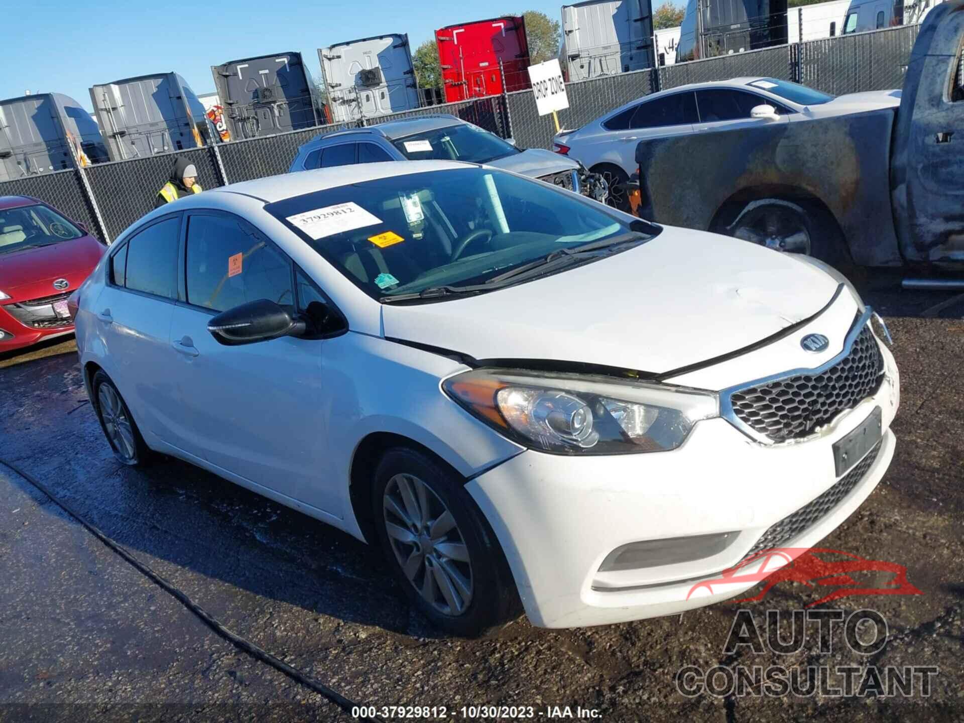 KIA FORTE 2016 - KNAFX4A62G5440151