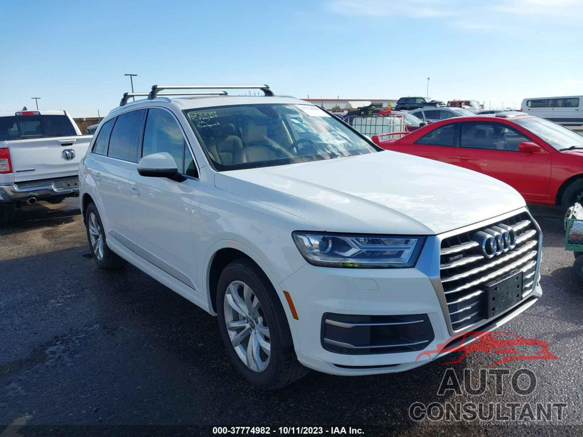 AUDI Q7 2019 - WA1AAAF70KD001165