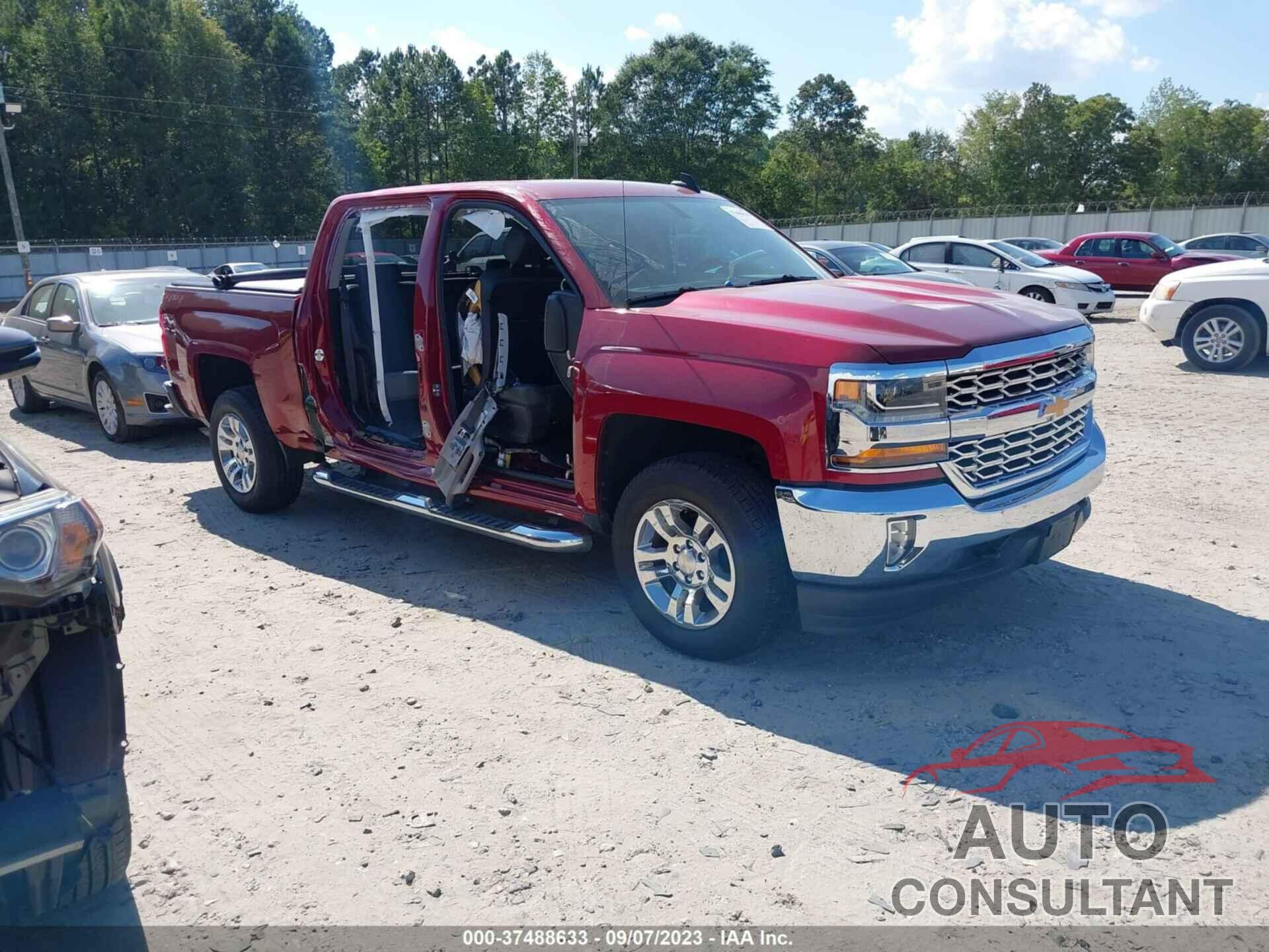 CHEVROLET SILVERADO 1500 2018 - 3GCUKREC4JG213100
