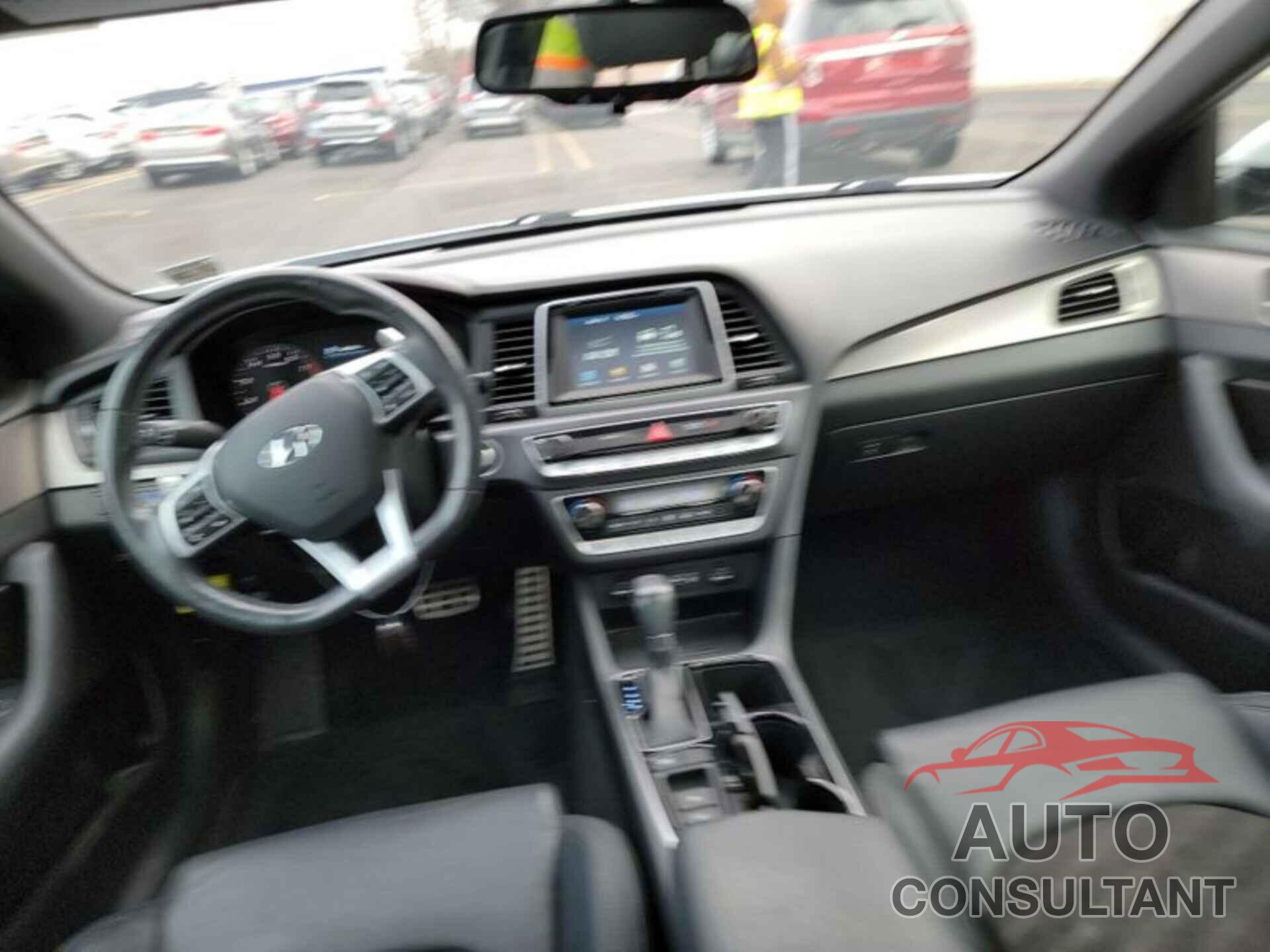 HYUNDAI SONATA 2019 - 5NPE34AF0KH767070