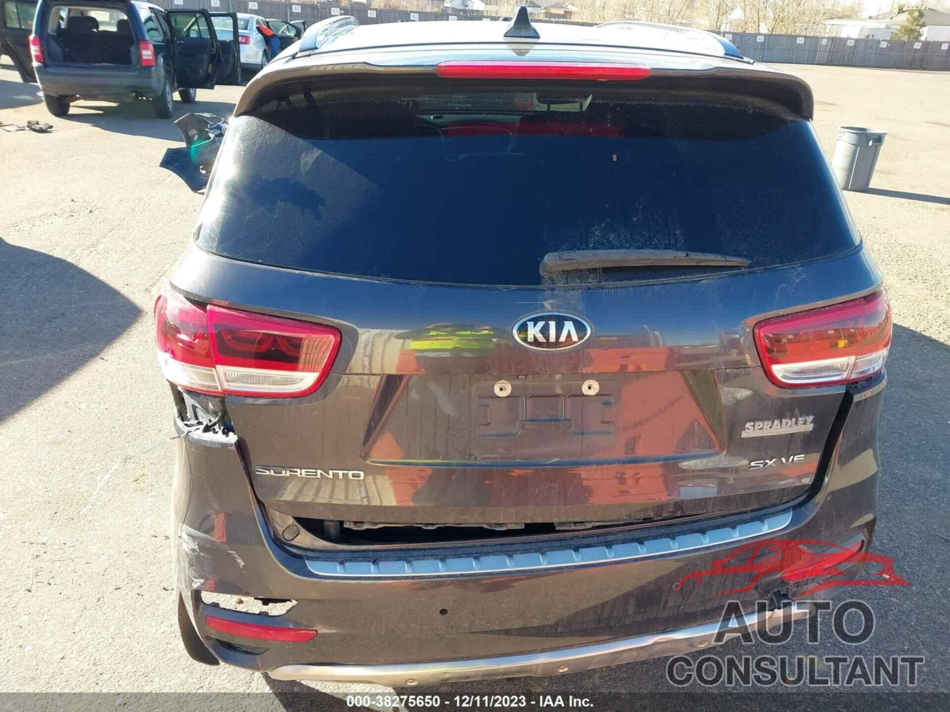 KIA SORENTO 2017 - 5XYPKDA50HG260642