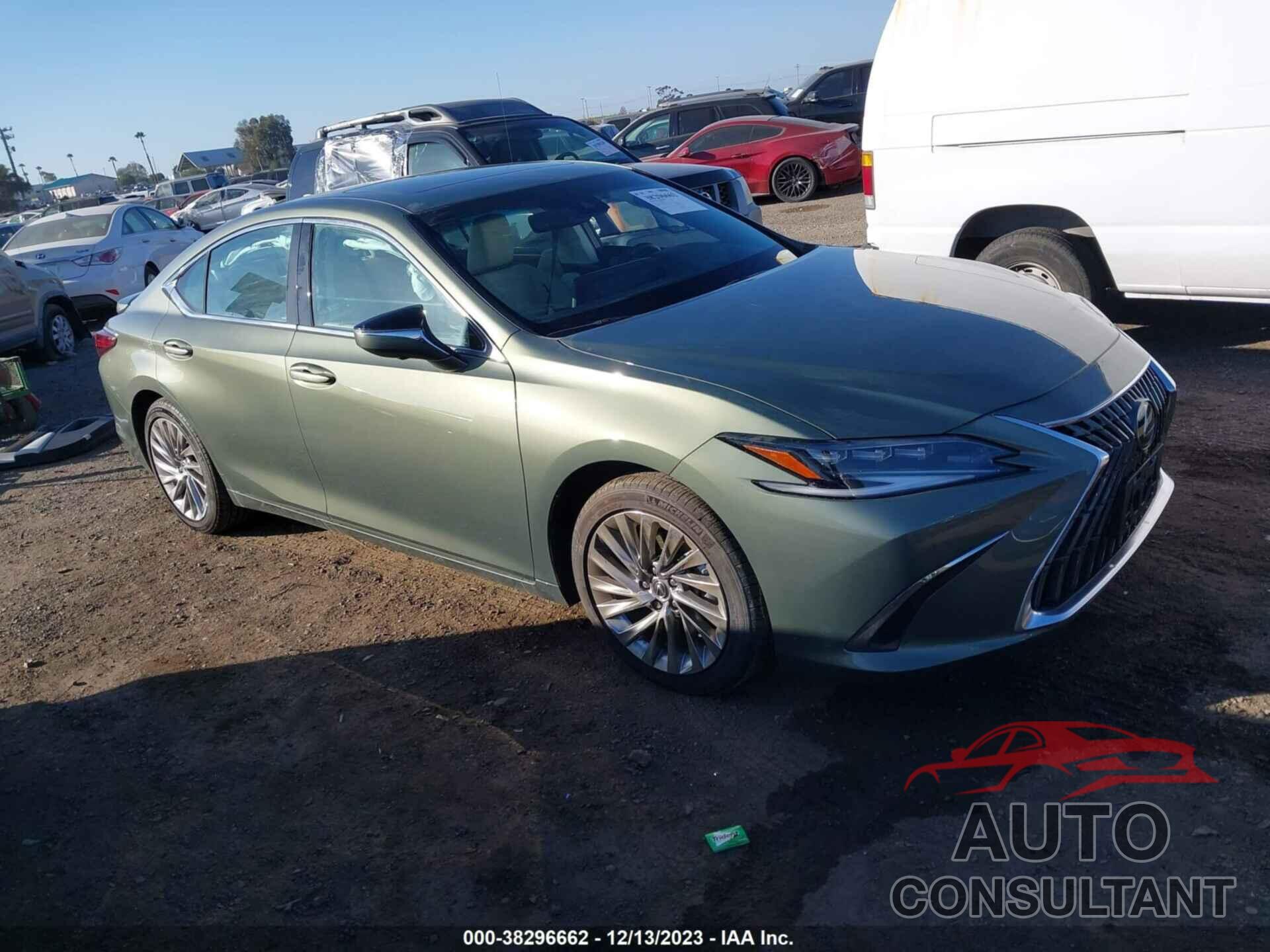 LEXUS ES 300H 2023 - 58AEA1C17PU035364