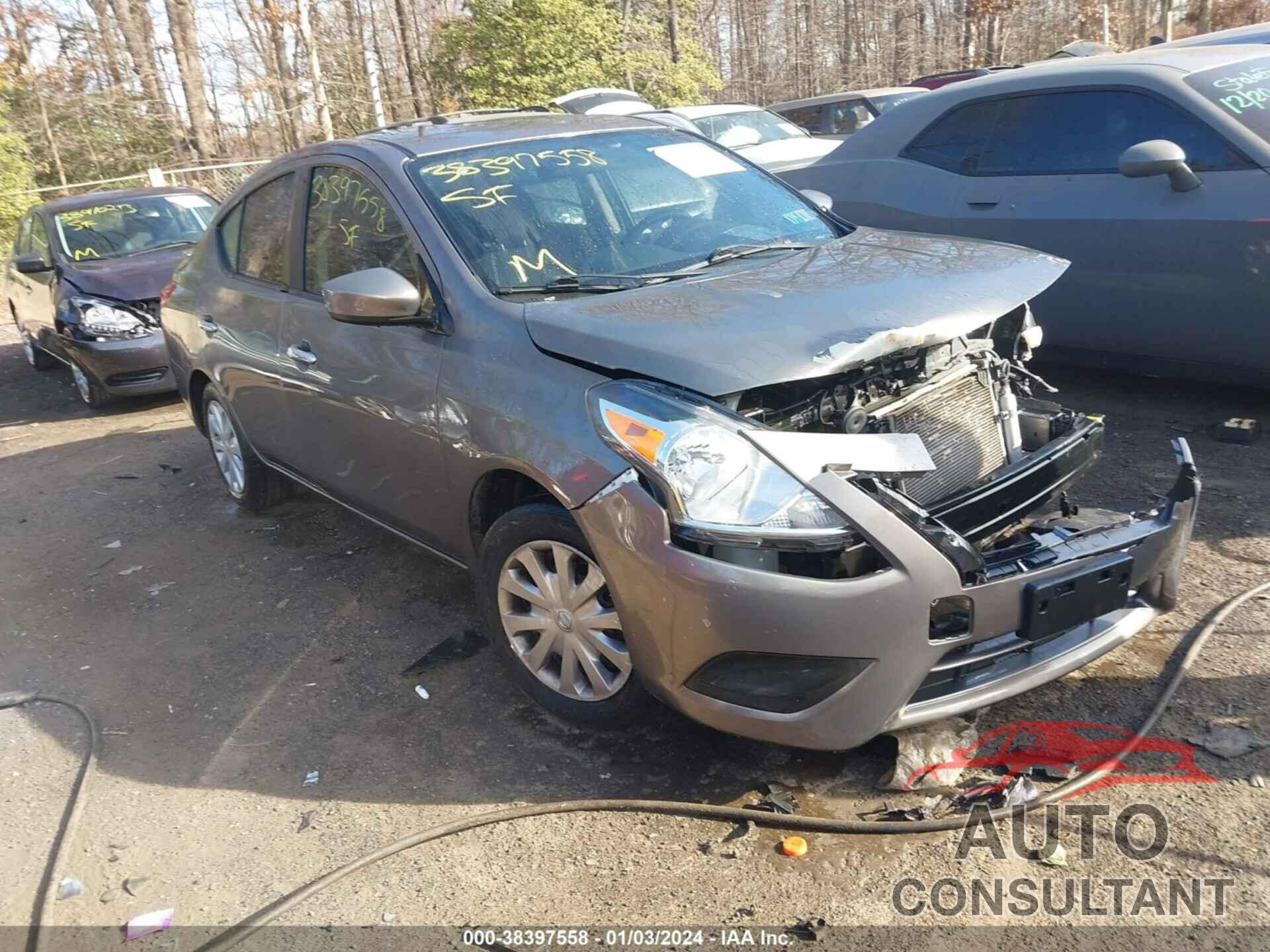 NISSAN VERSA 2017 - 3N1CN7AP8HK446200