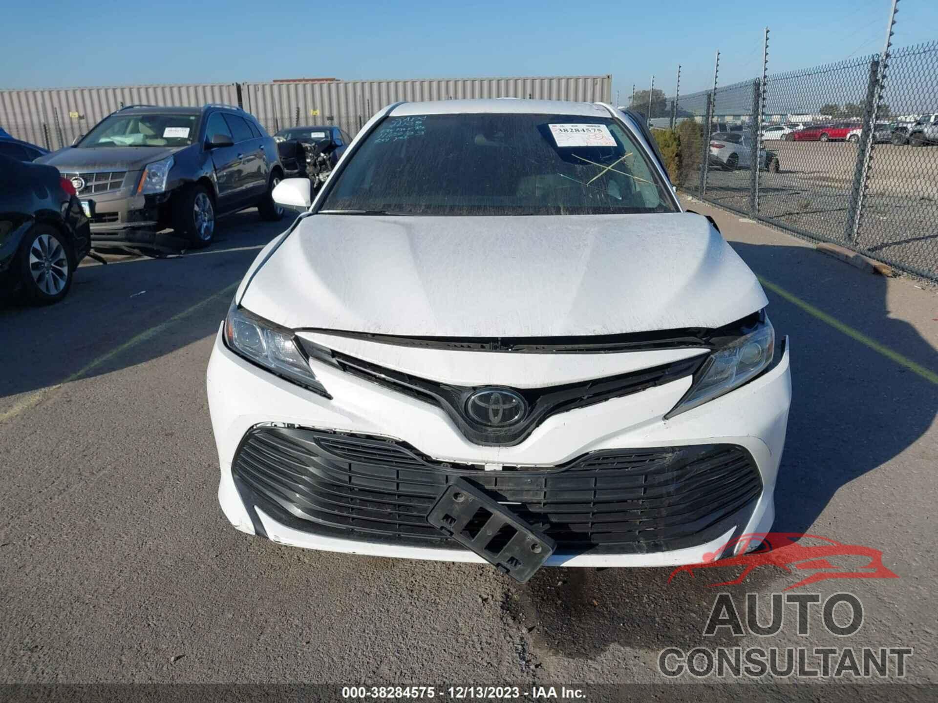 TOYOTA CAMRY 2019 - 4T1B11HK3KU743387