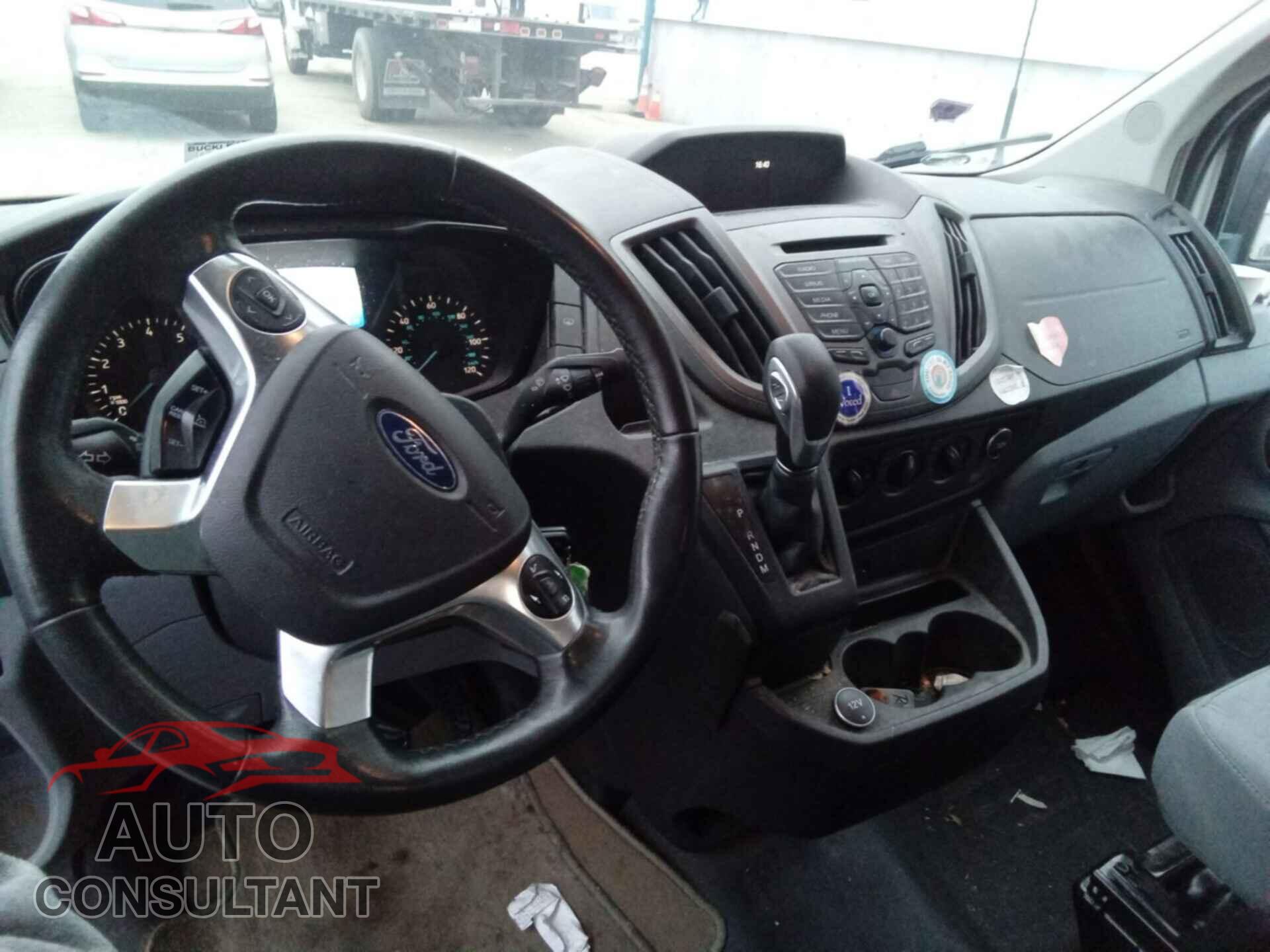 FORD TRANSIT-250 2018 - 1FTYR2CM0JKB22818