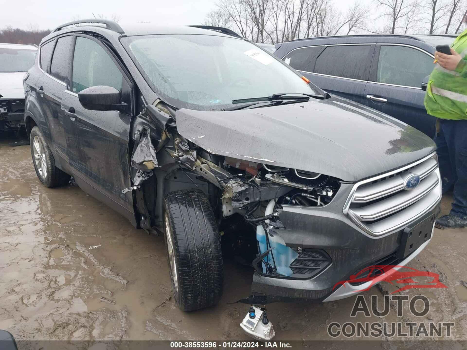 FORD ESCAPE 2017 - 1FMCU0GD9HUC63792