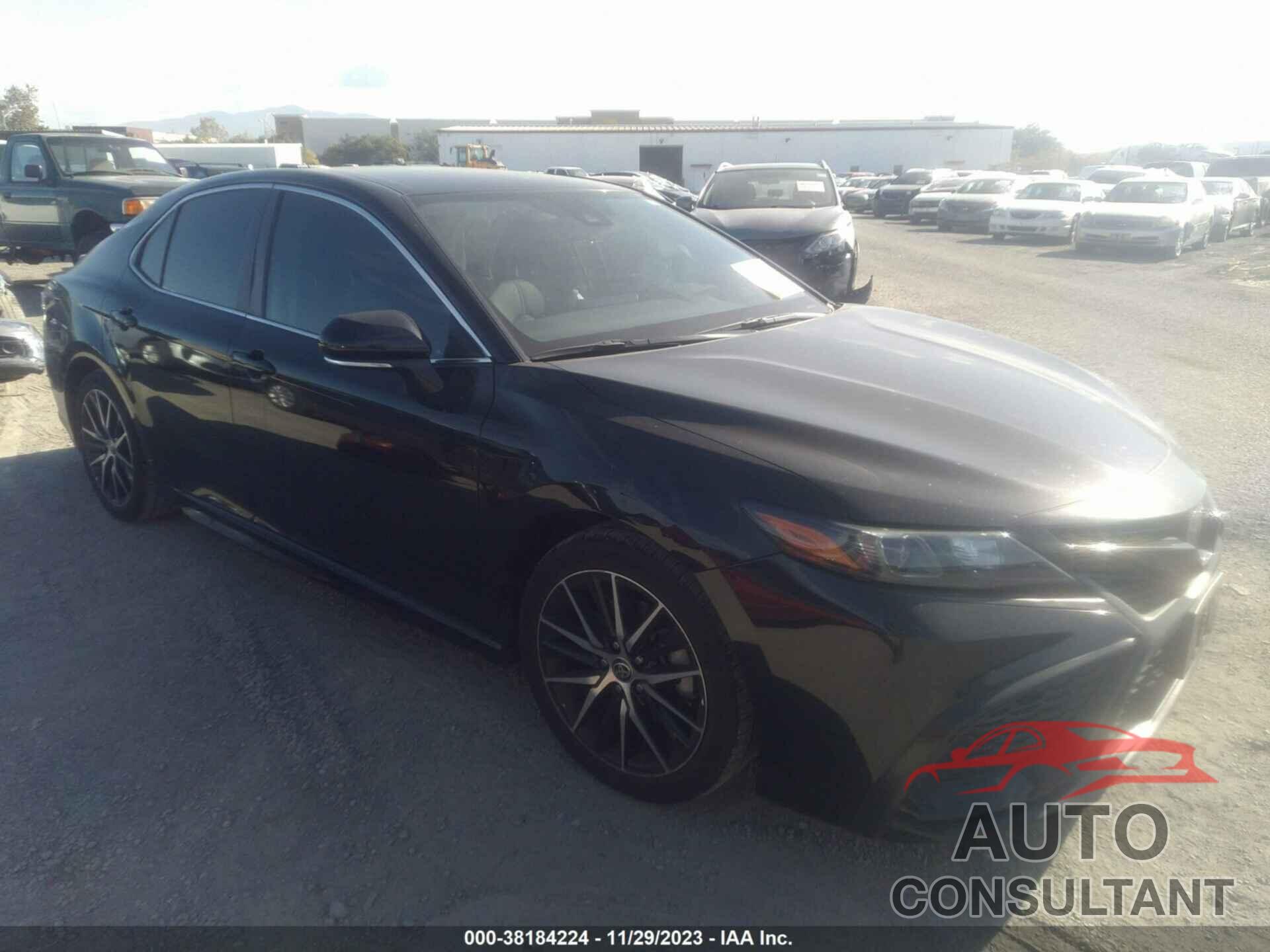 TOYOTA CAMRY 2022 - 4T1T11AK8NU673906