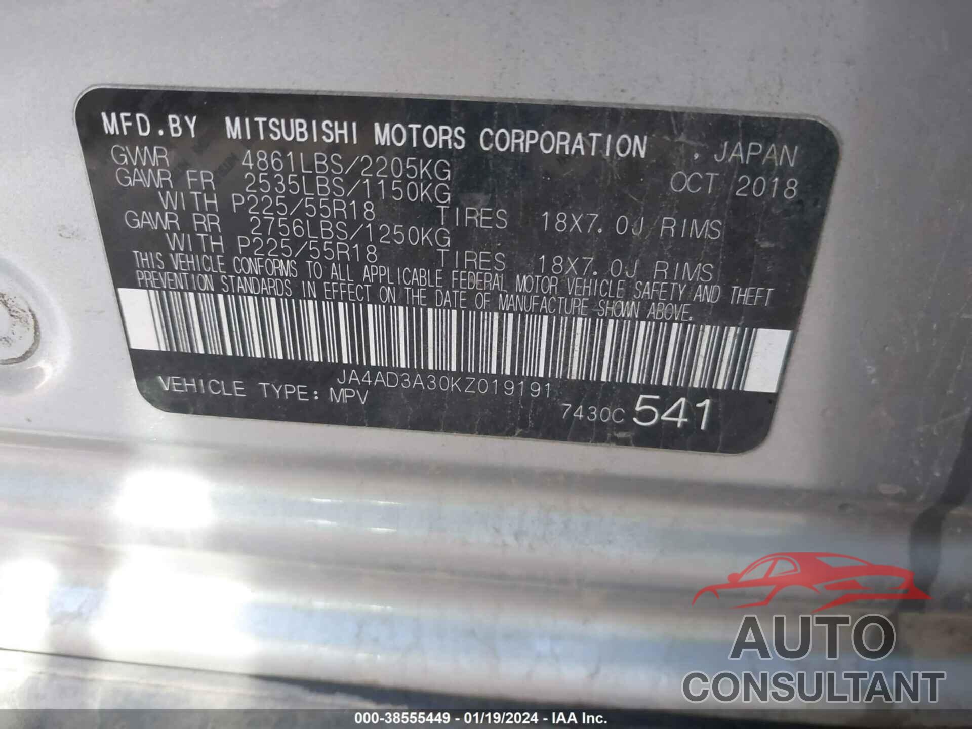 MITSUBISHI OUTLANDER 2019 - JA4AD3A30KZ019191