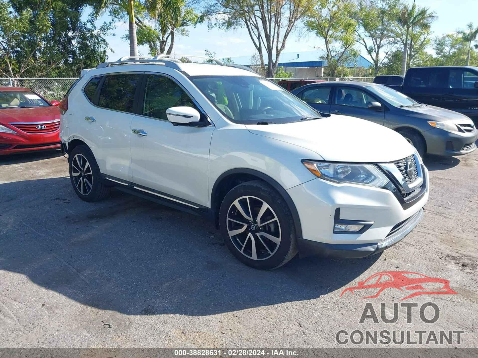 NISSAN ROGUE 2019 - 5N1AT2MT6KC814694