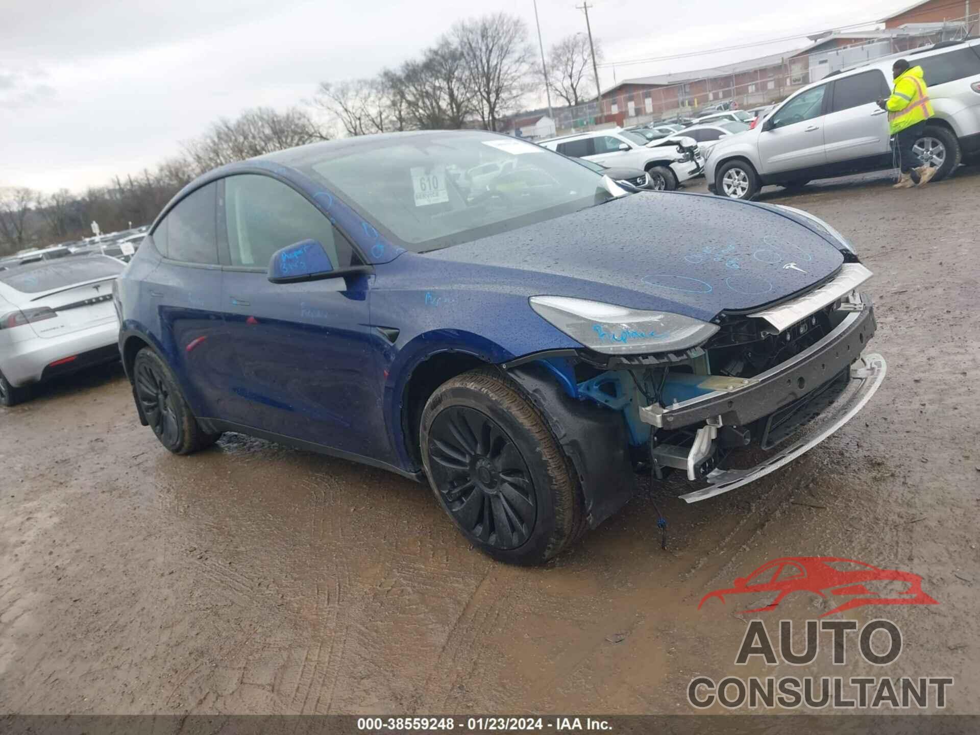 TESLA MODEL Y 2023 - 7SAYGDEE3PF790371