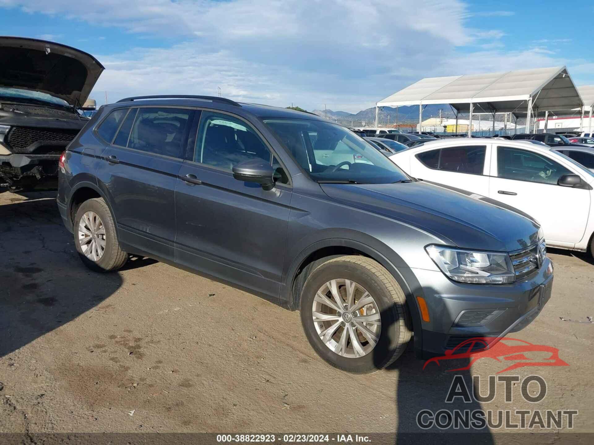 VOLKSWAGEN TIGUAN 2019 - 3VV1B7AX7KM108491