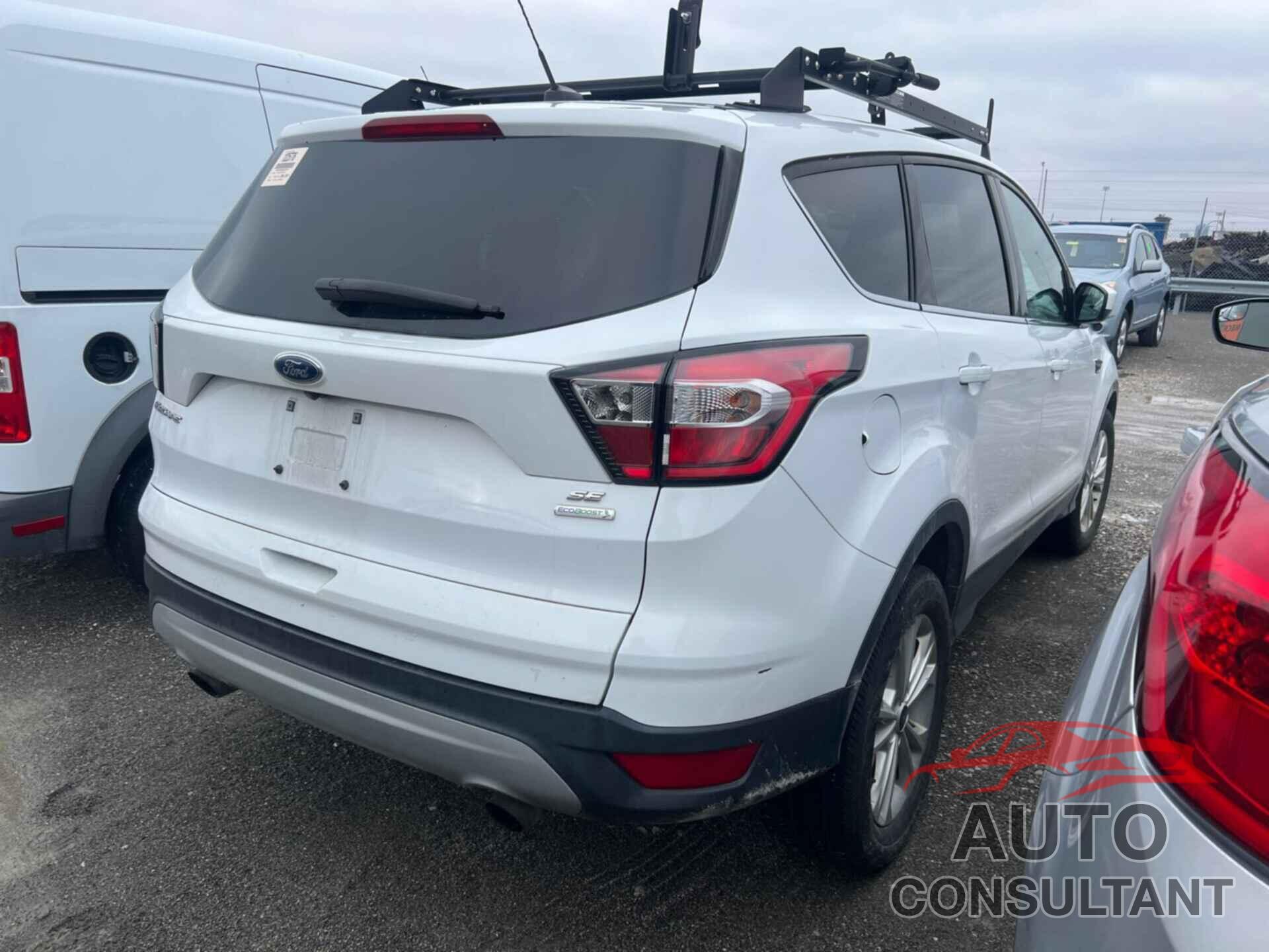 FORD ESCAPE 2018 - 1FMCU0GD9JUD28730