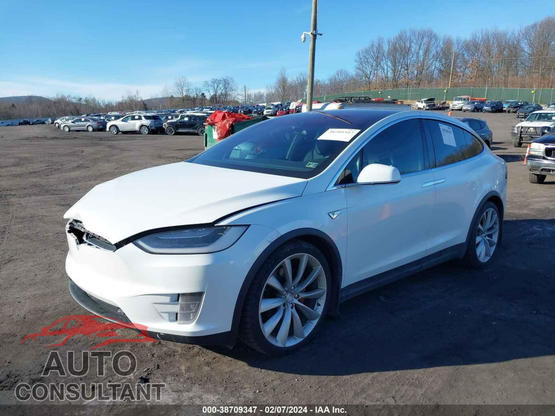TESLA MODEL X 2016 - 5YJXCBE42GF011297